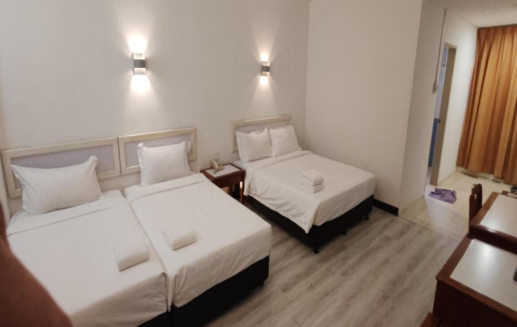 Deluxe Quadruple Room