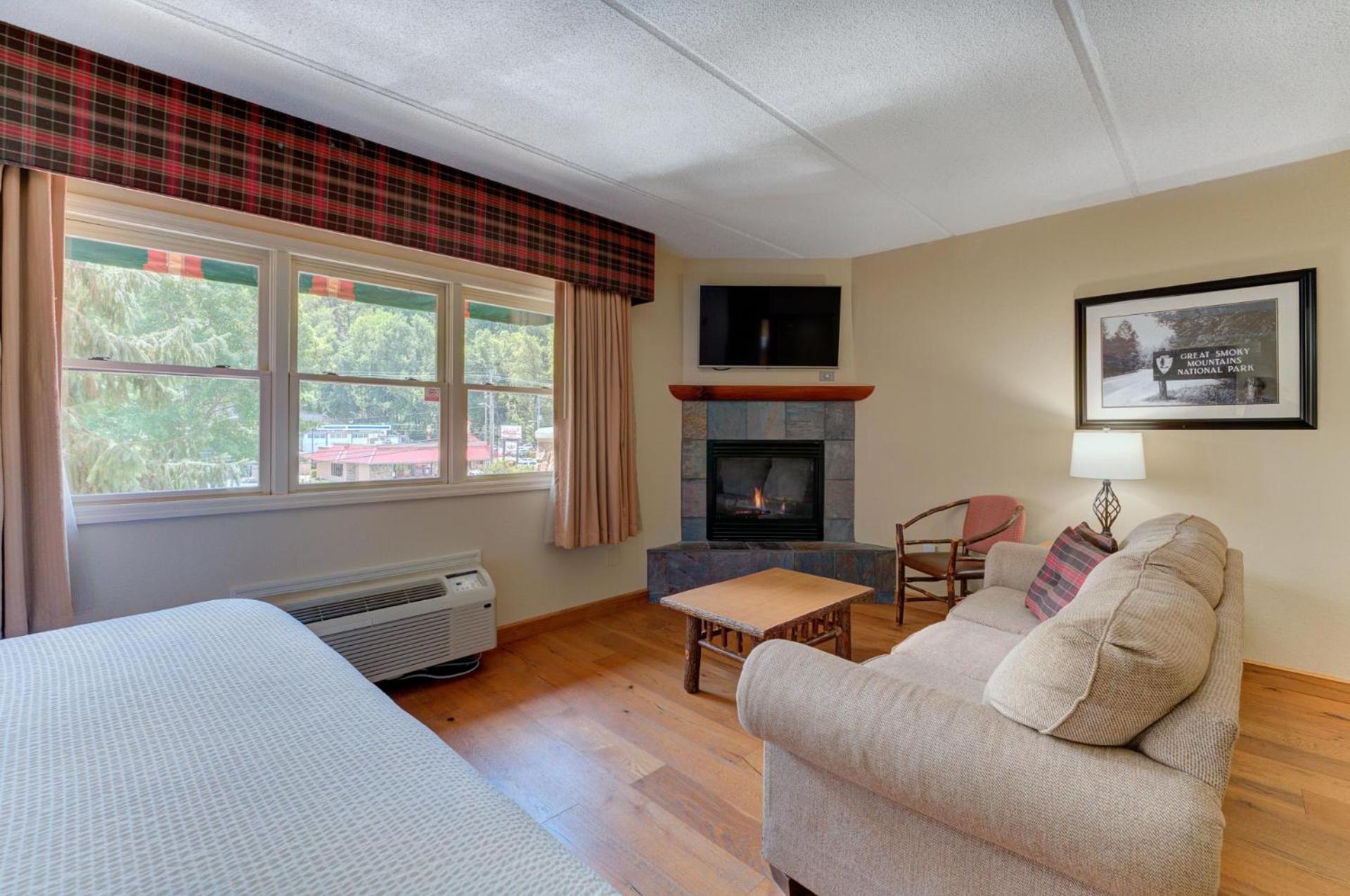 Junior King Suite
