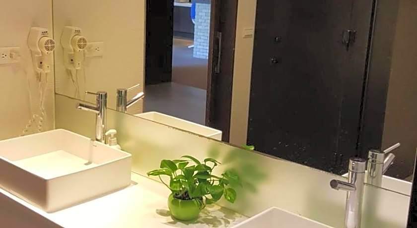 Budget Double Room with Shared Bathroom