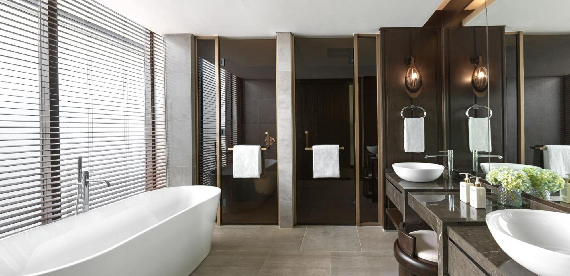 Coastal Suite