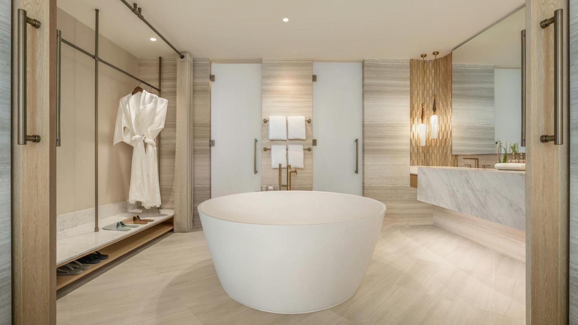 Luxury Garden Suite