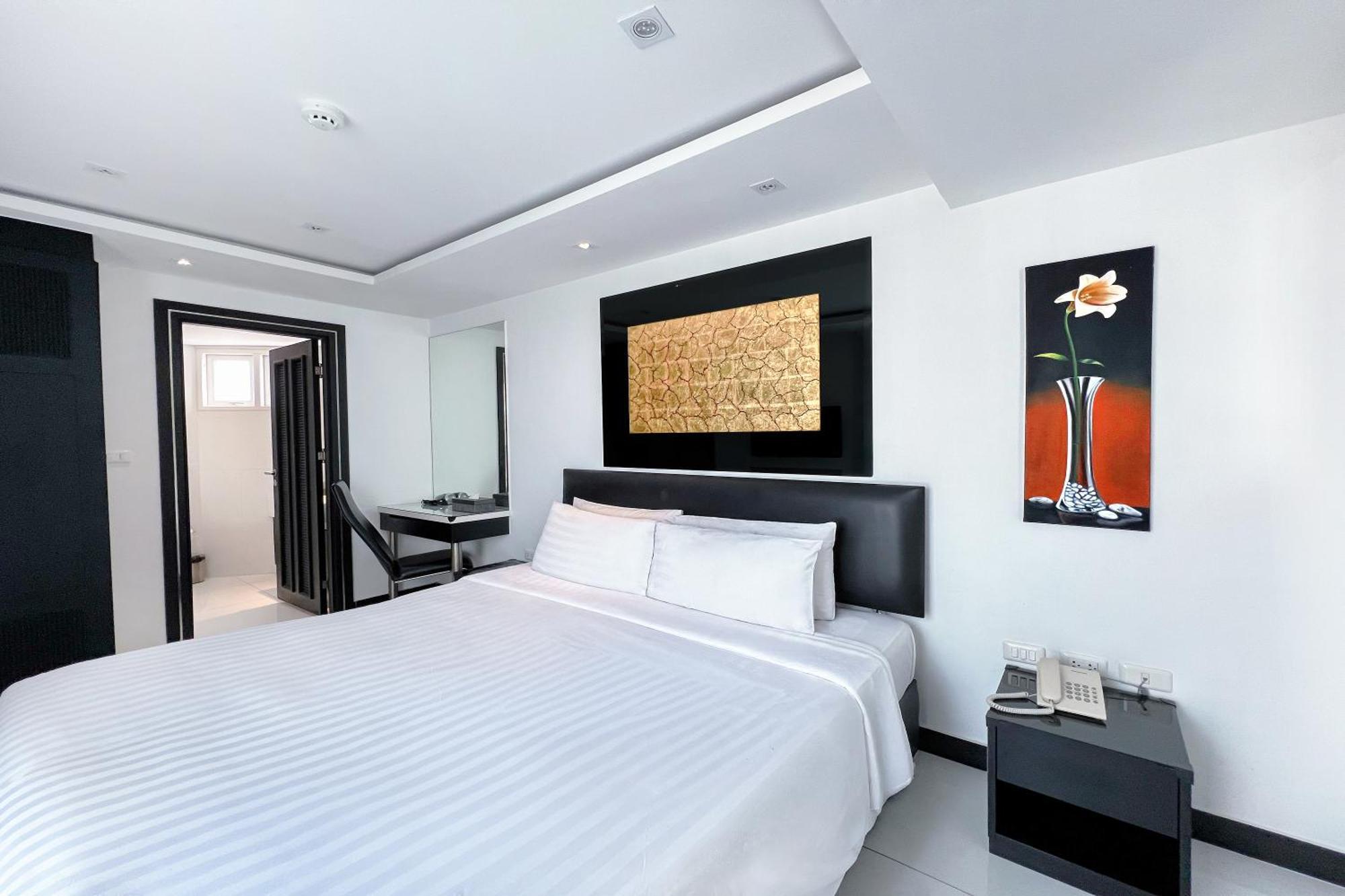 Triple Superior Room with Balcony