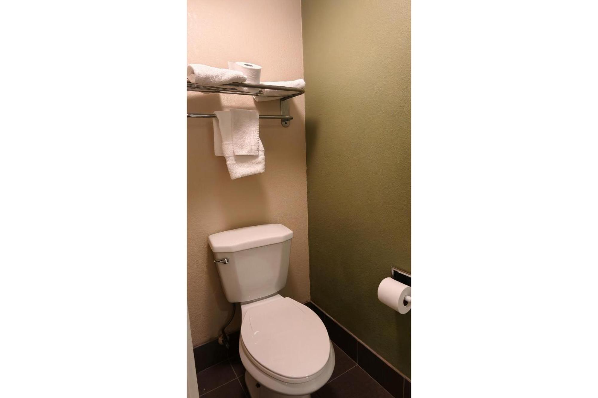 2 Full Beds Non-Smoking