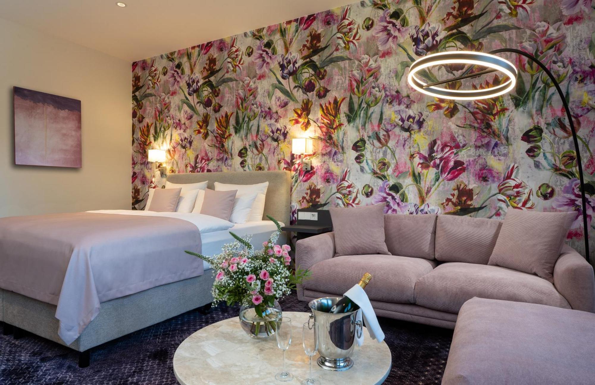 Grand Deluxe Double Room