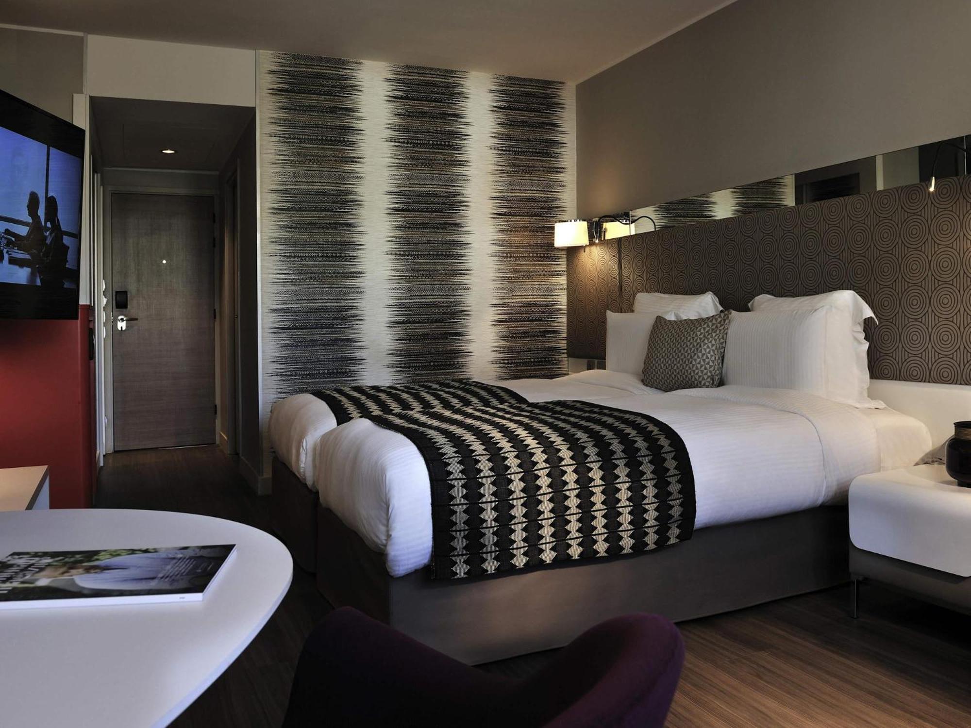 Superior Twin Room with City View