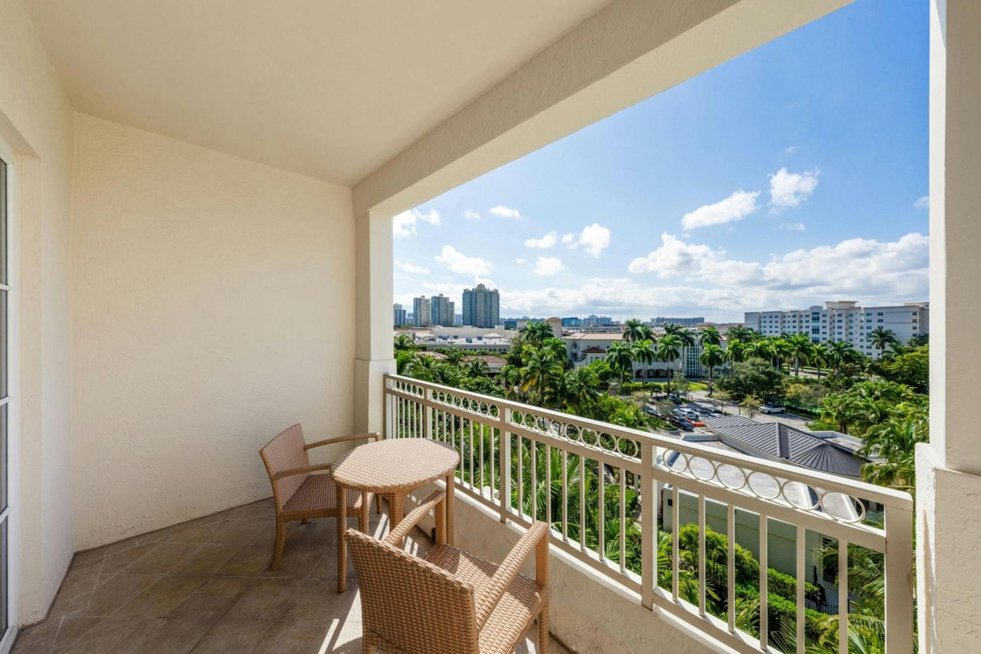 Resort View King, Guest room, 1 King, Resort view, Balcony
