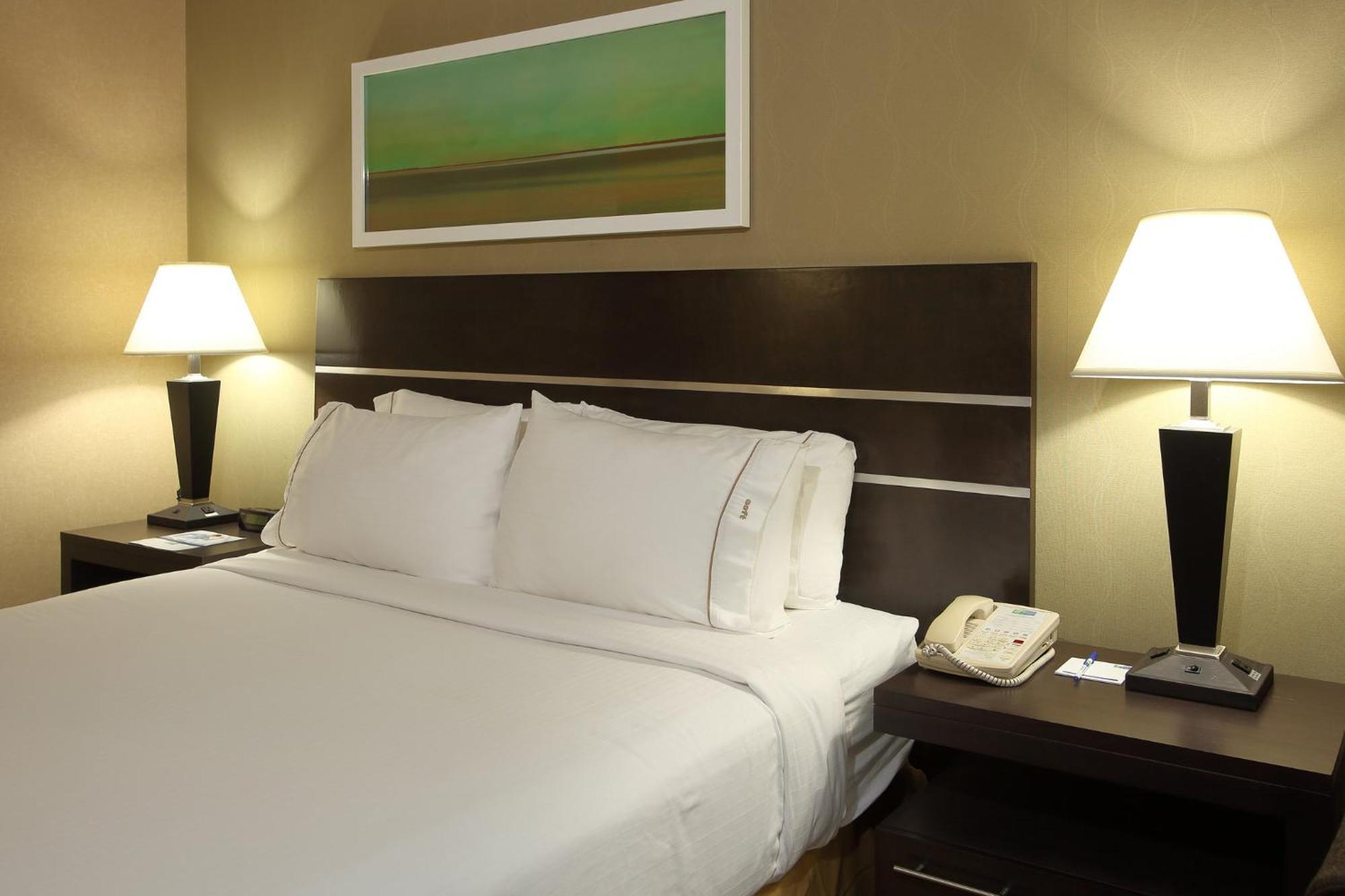 Standard King Room with Sofa Bed