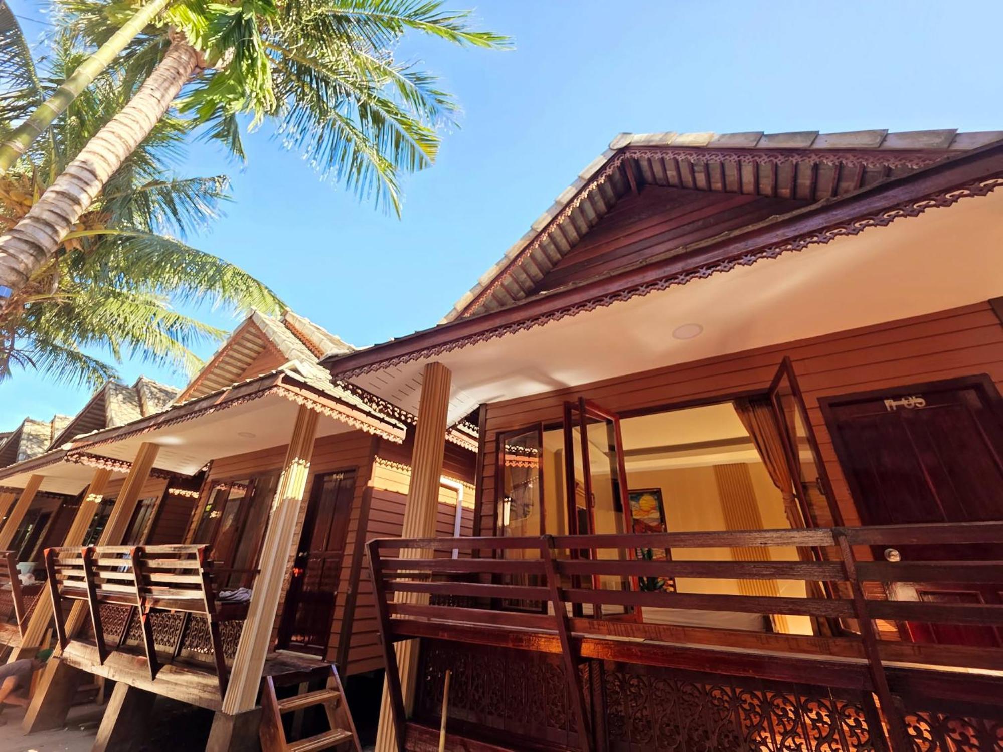 Bungalow with Double Bed