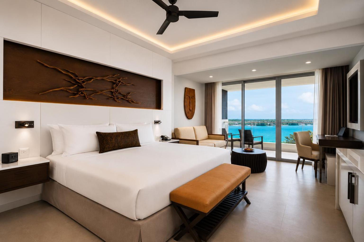 Luxury Presidential One Bedroom Ocean View Diamond Club