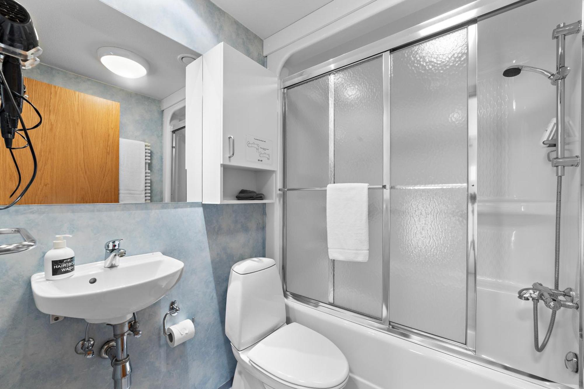Double or Twin Room with Private Bathroom