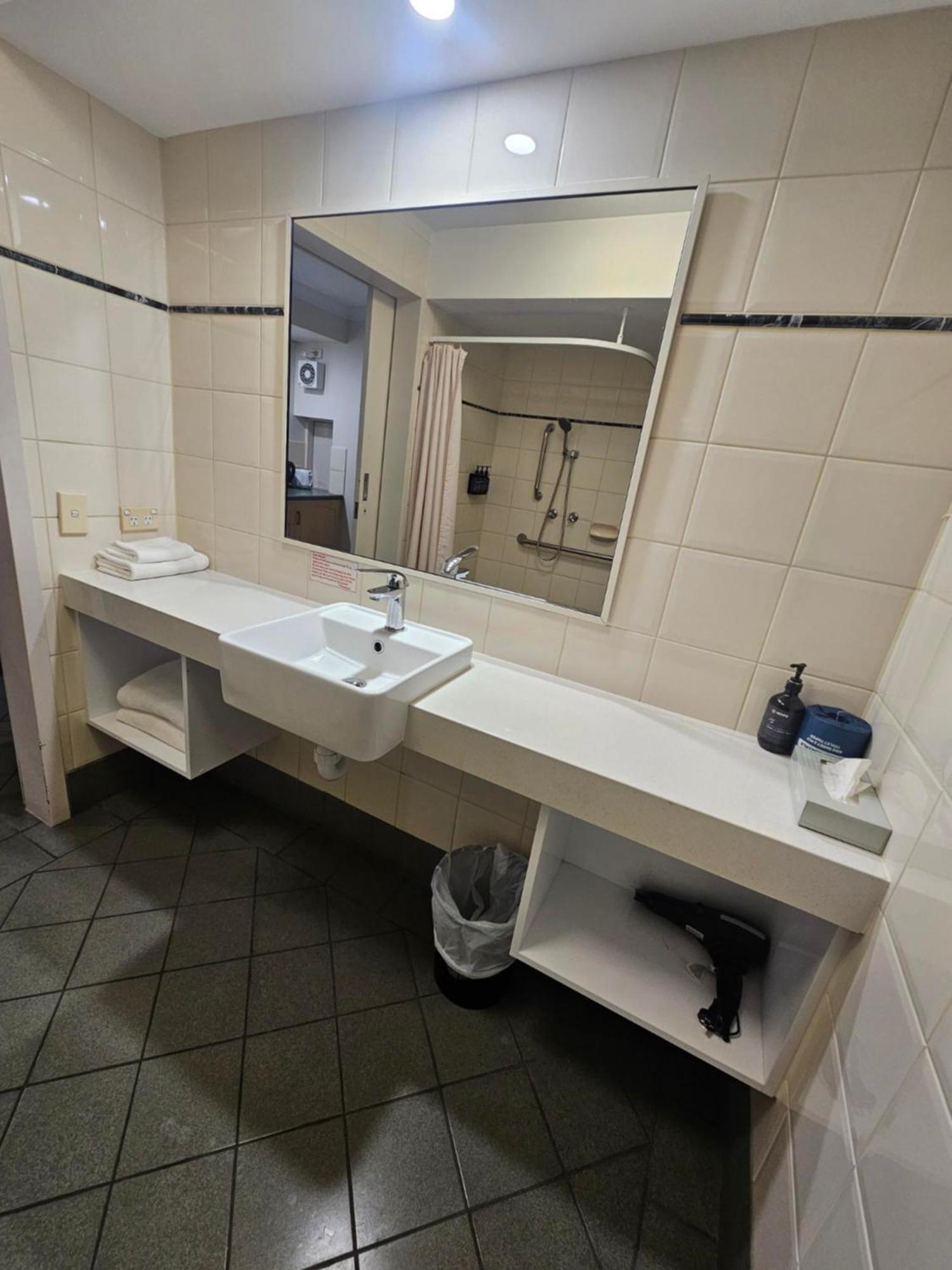 Superior Room - Disability Access