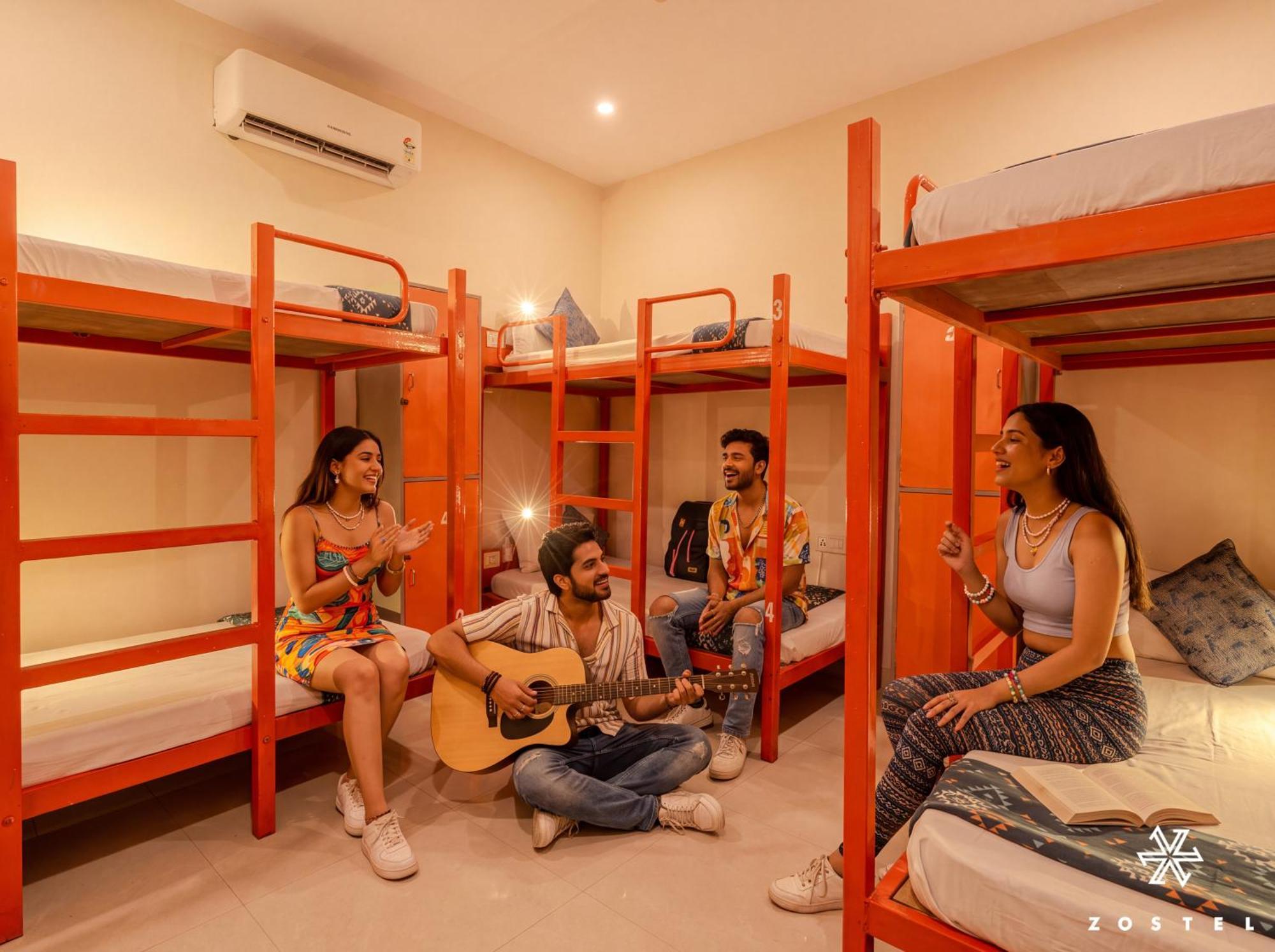 Bed in 6-Bed Mixed Dormitory Room