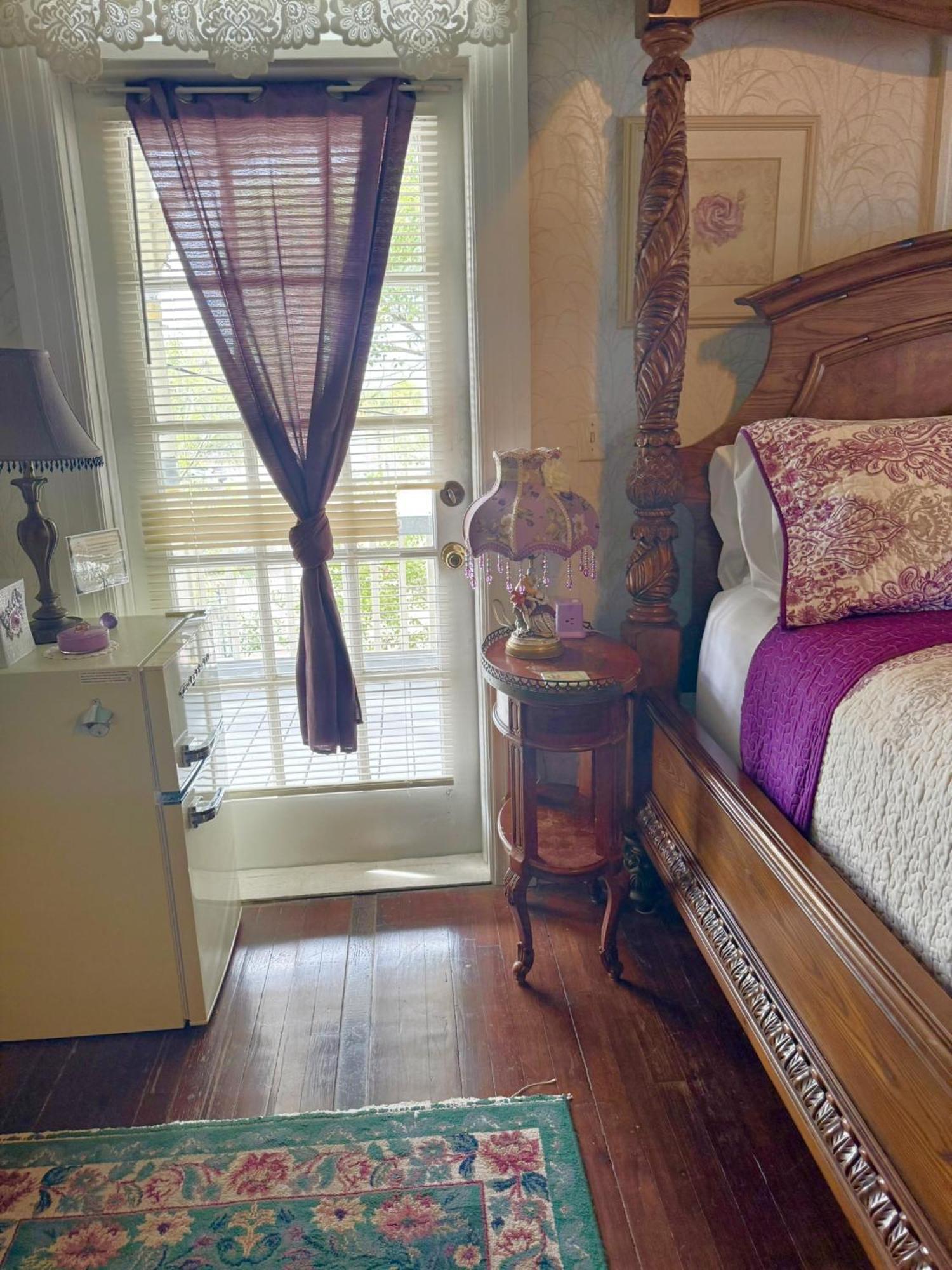 King Room with Balcony