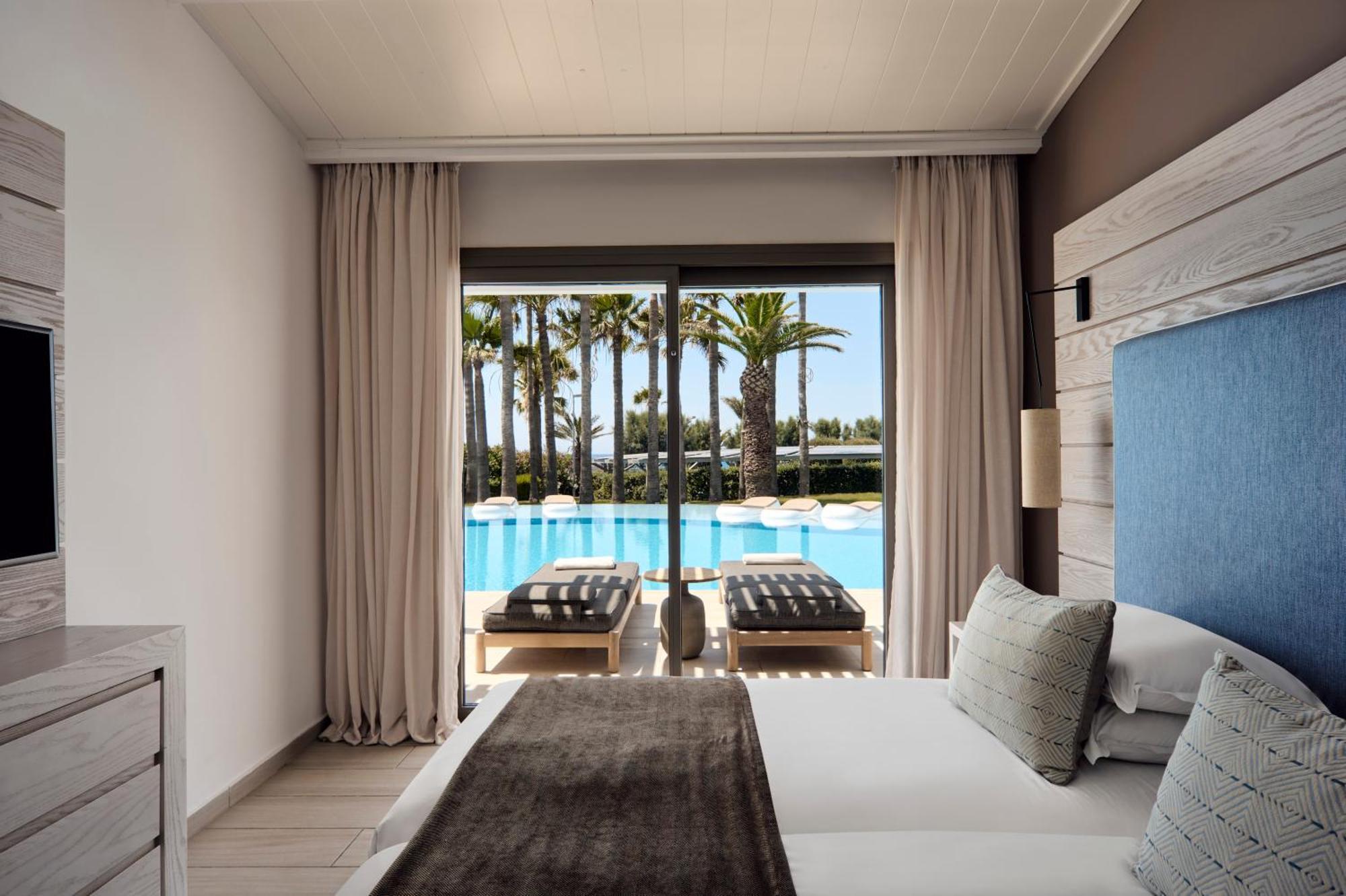 Two Bedroom Suite Swim up Pool view (Bungalow Area)