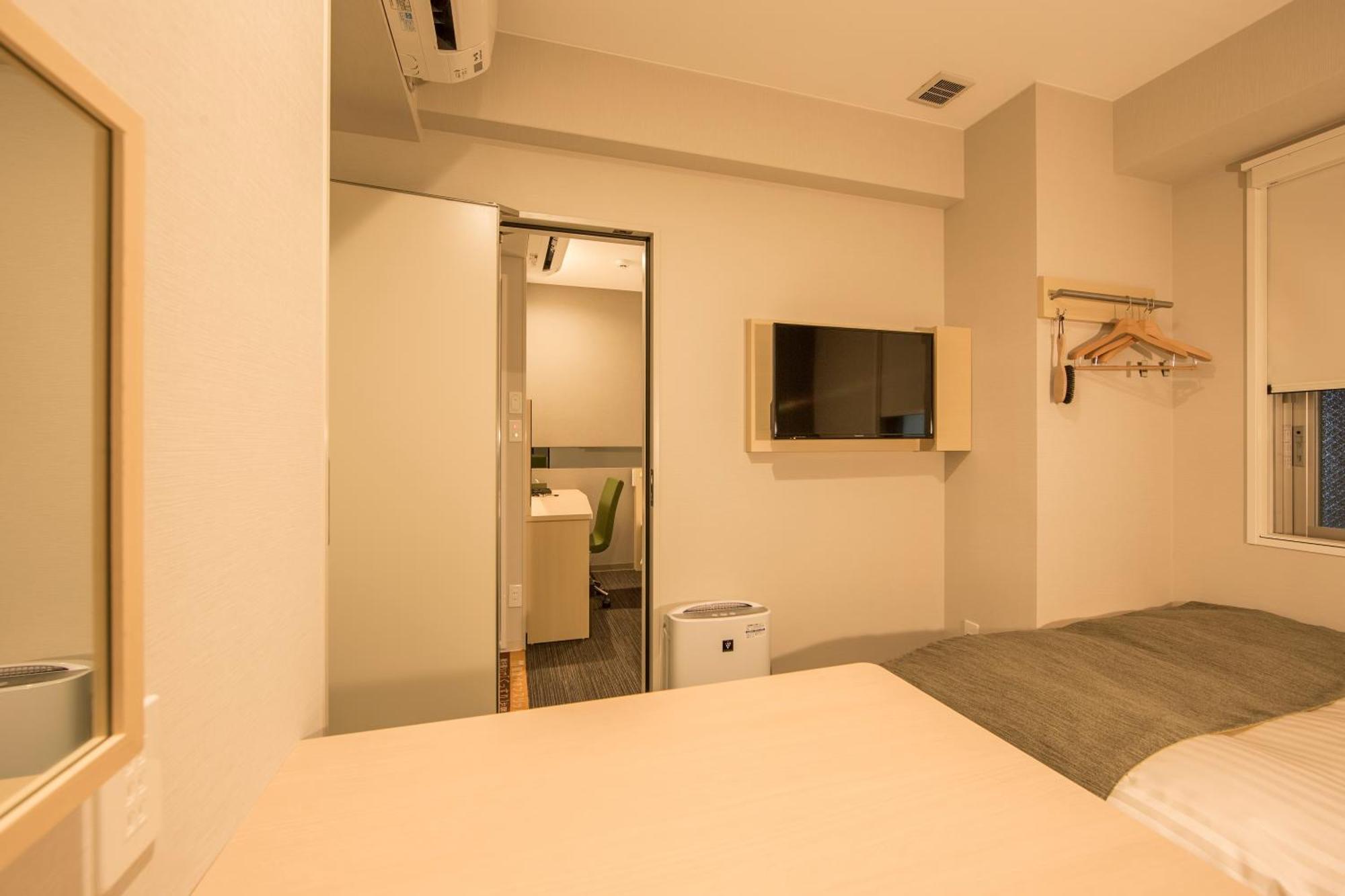 Two Connecting Double Rooms - Non-Smoking