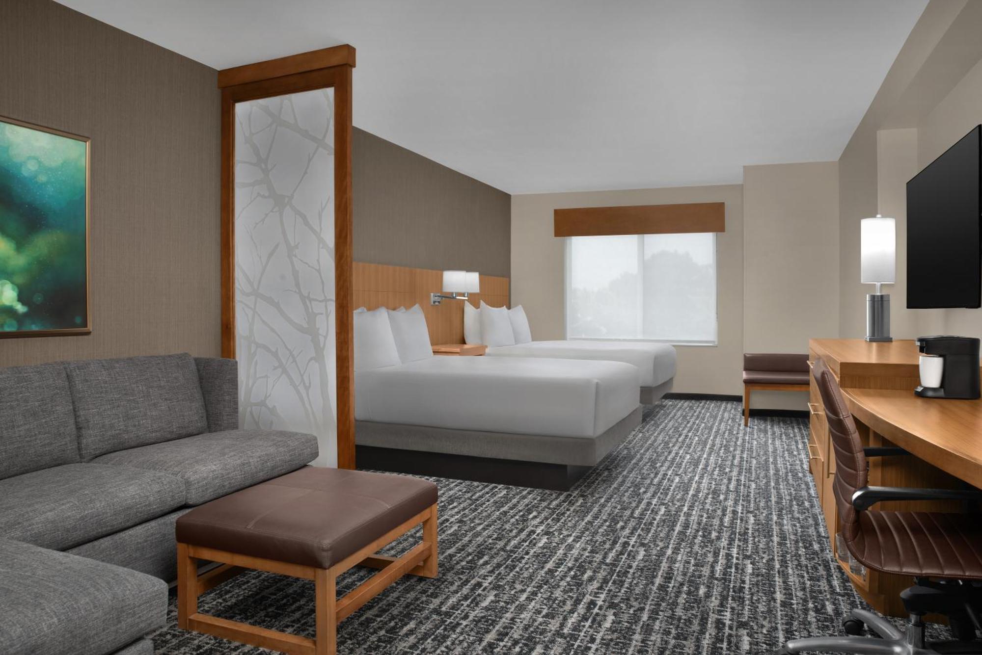 Queen Room with Two Queen Beds and Sofa Bed