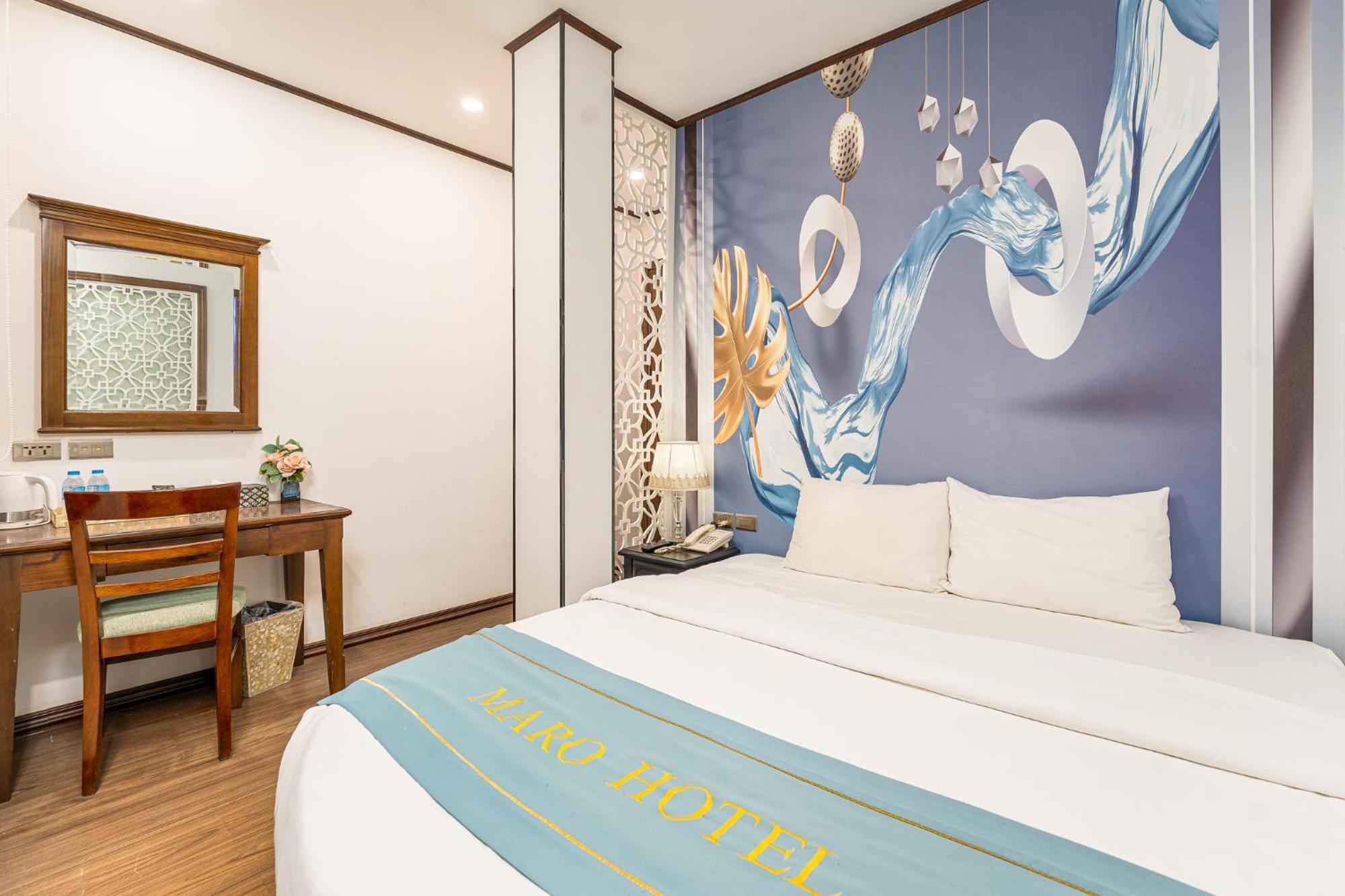 Single Room with Private Bathroom