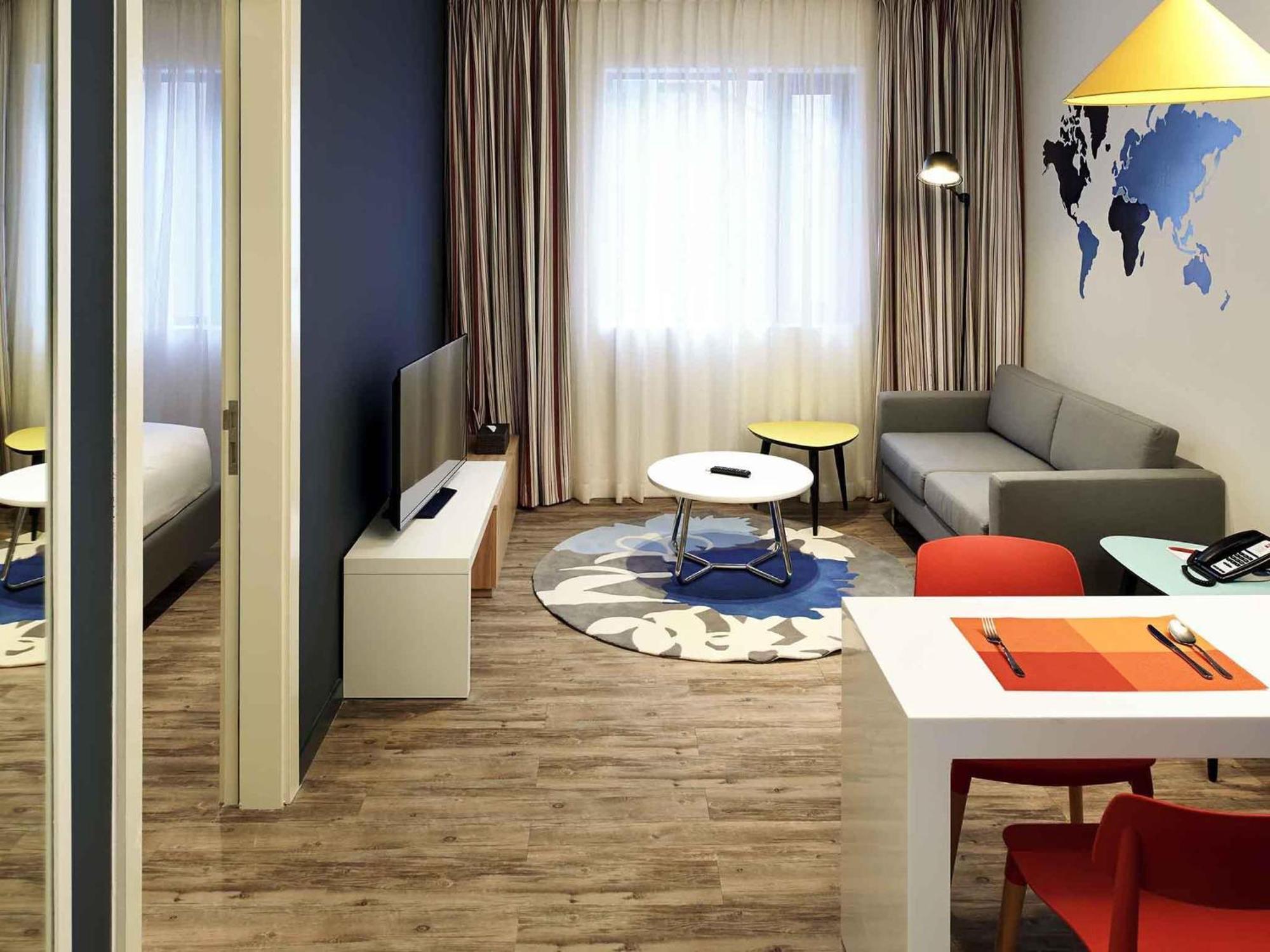 King Studio - Complimentary Round-trip Transfer to International Terminal upon request