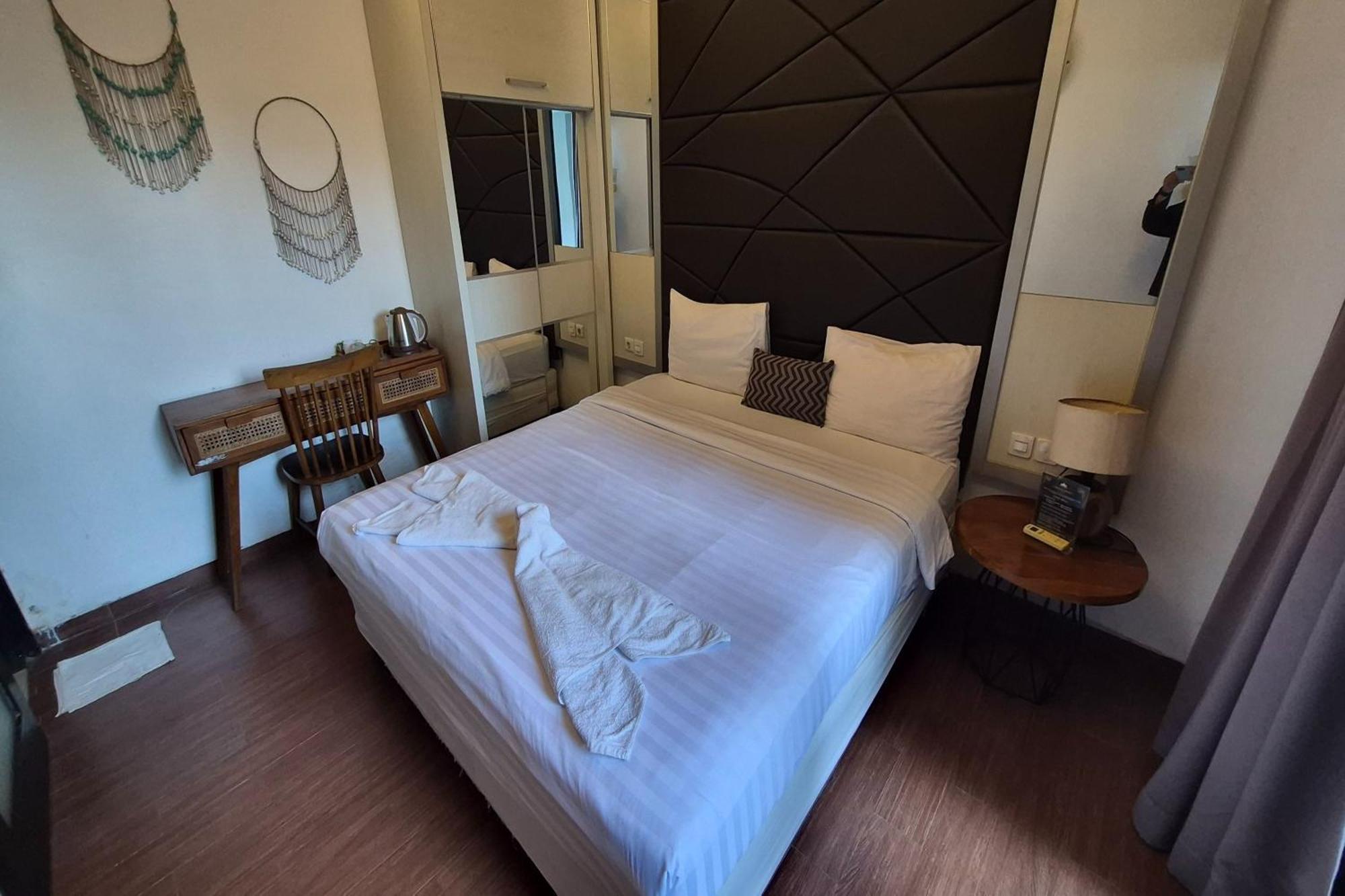 Superior King Room