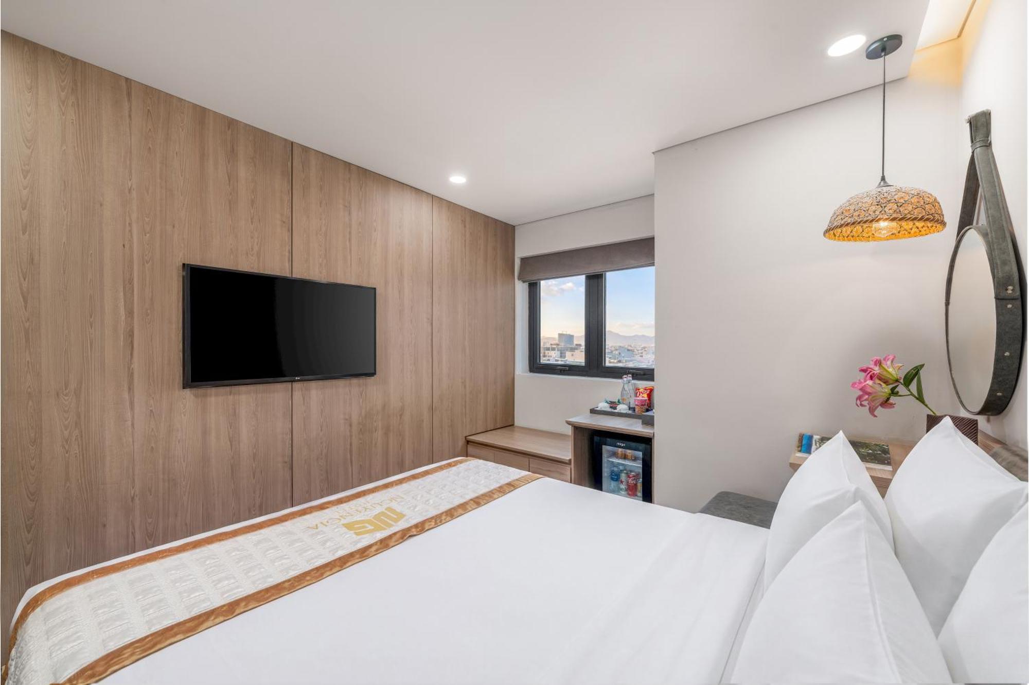 Superior Double Room with City View
