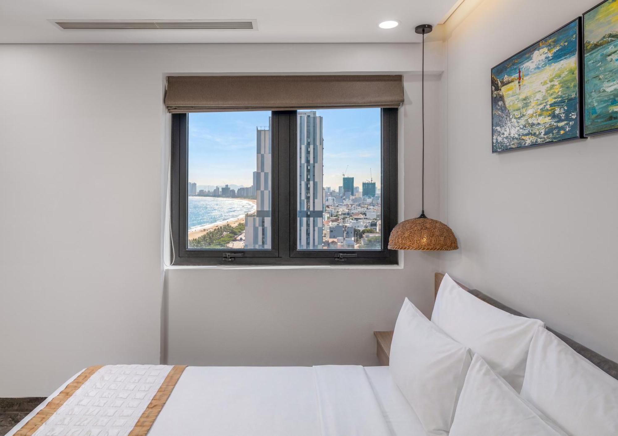 Deluxe Twin Room with Sea View