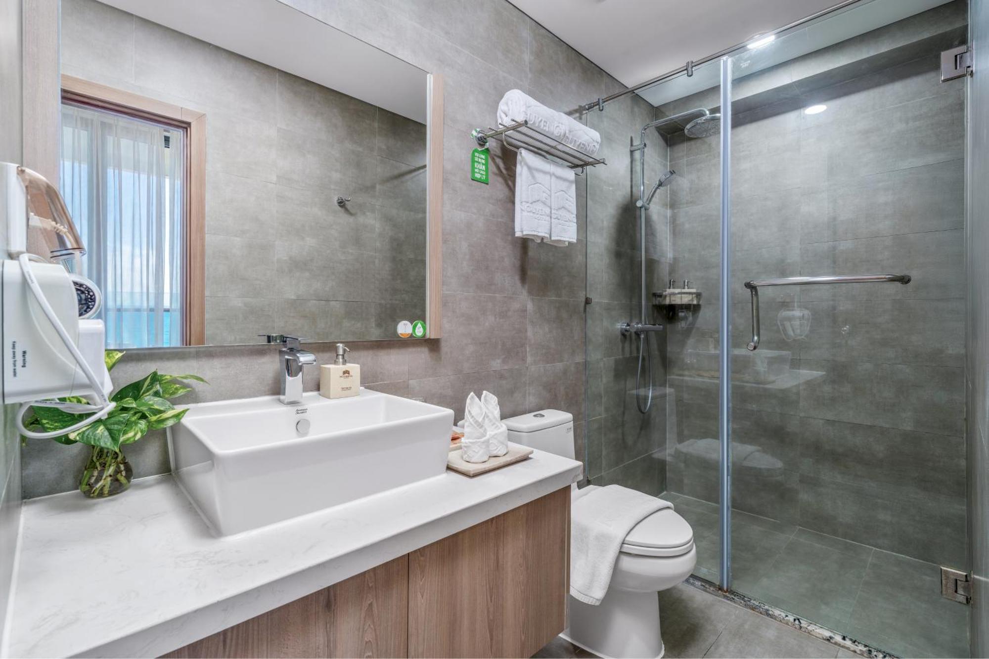 Deluxe Double Room with Balcony and Ocean View