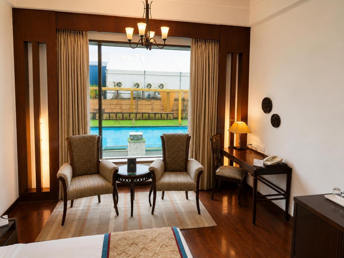 Deluxe Double or Twin Room with Pool View