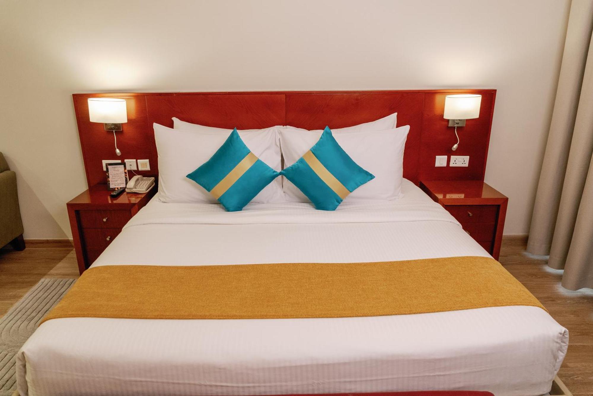 Deluxe King Room