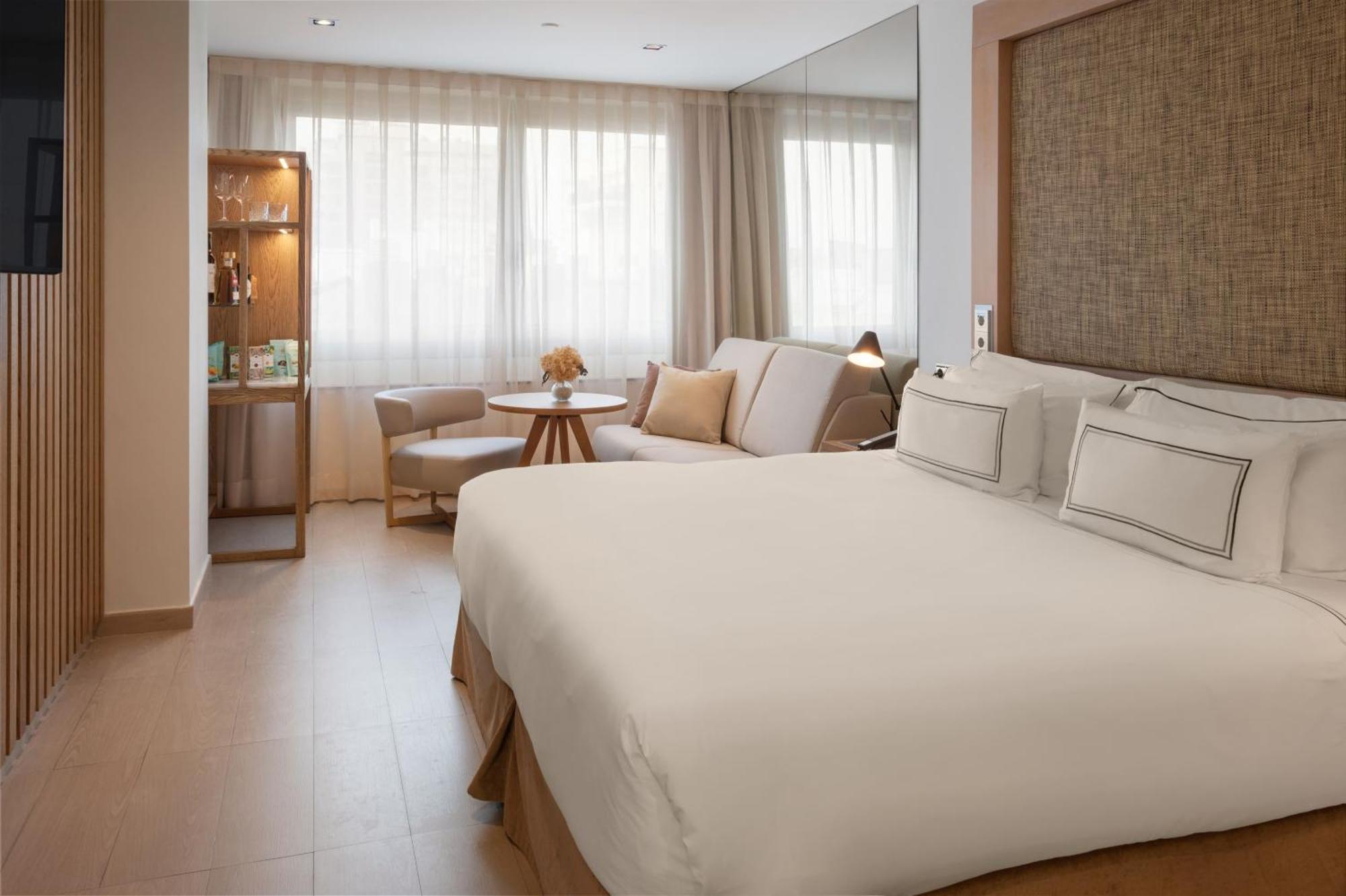 The Level Junior Suite
