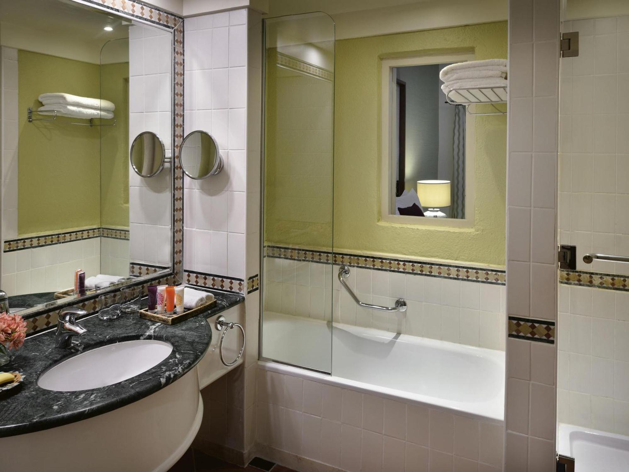 Twin Suite