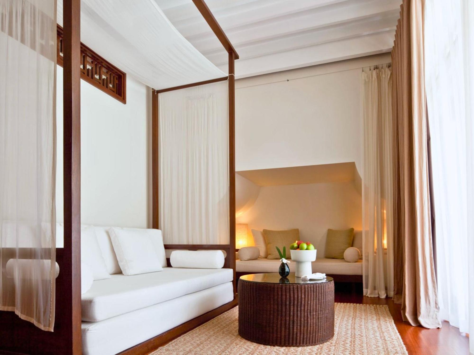 2 Bedroom Duplex Interconnecting Pool Villa Suite