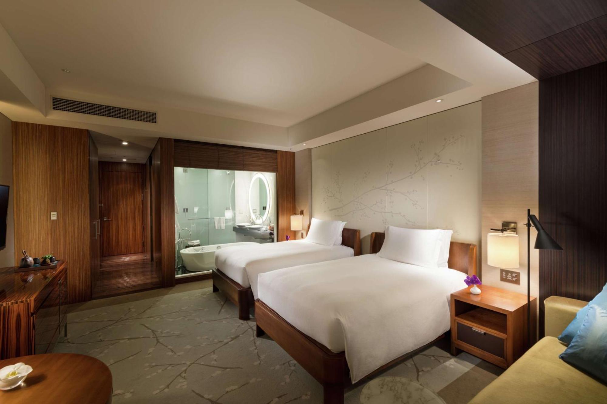 Twin Room with Bay View