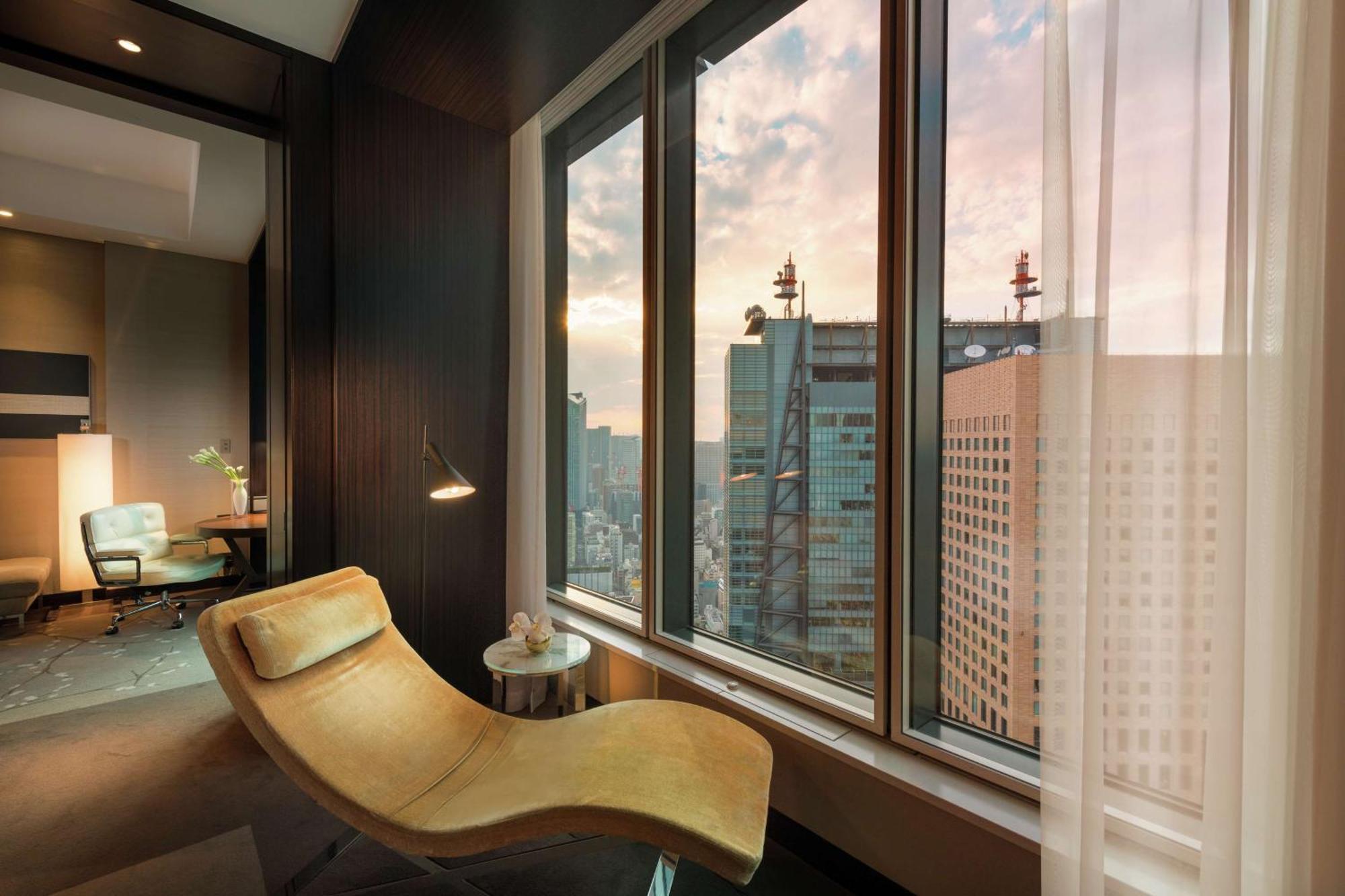 Twin Suite with City View