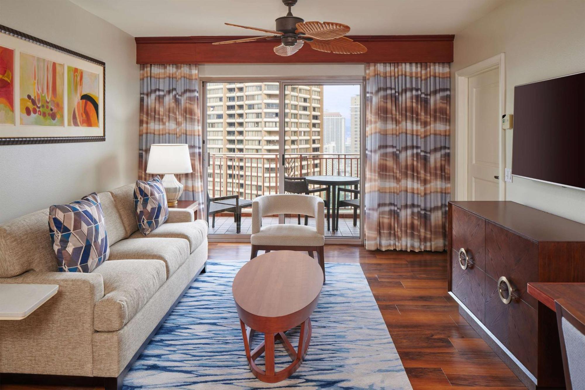 One-Bedroom Suite with City View