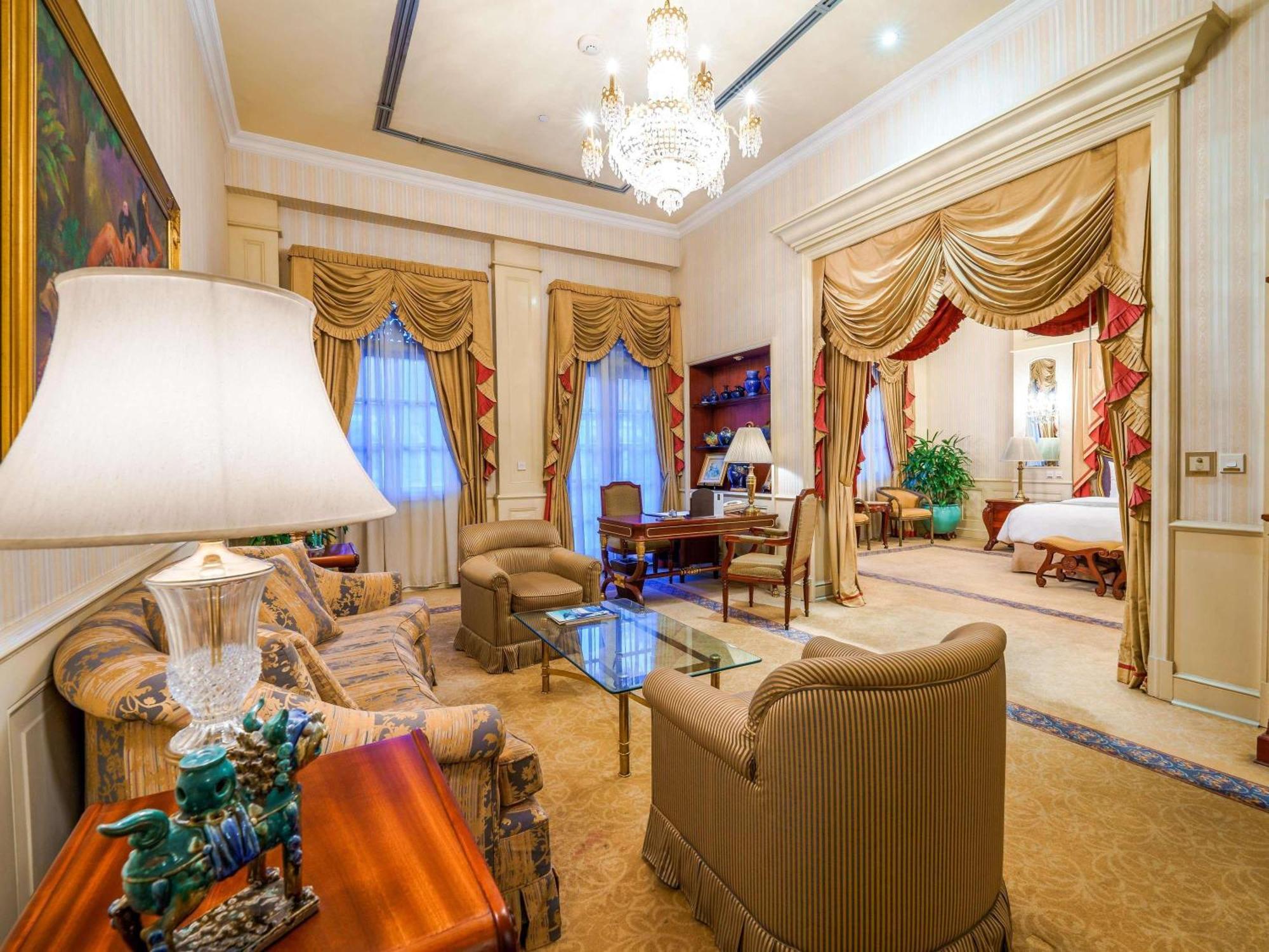 Presidential Suite