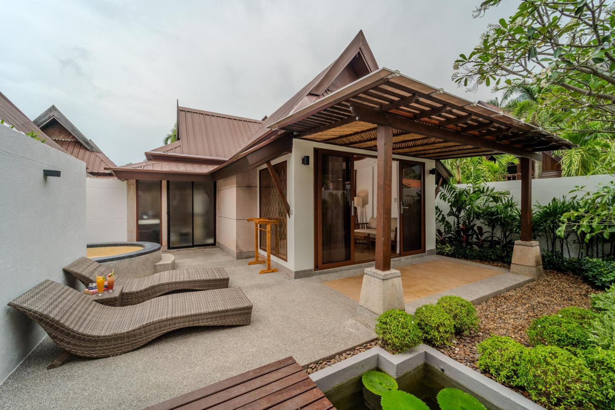 One-Bedroom Tropical Villa with Spa Bath