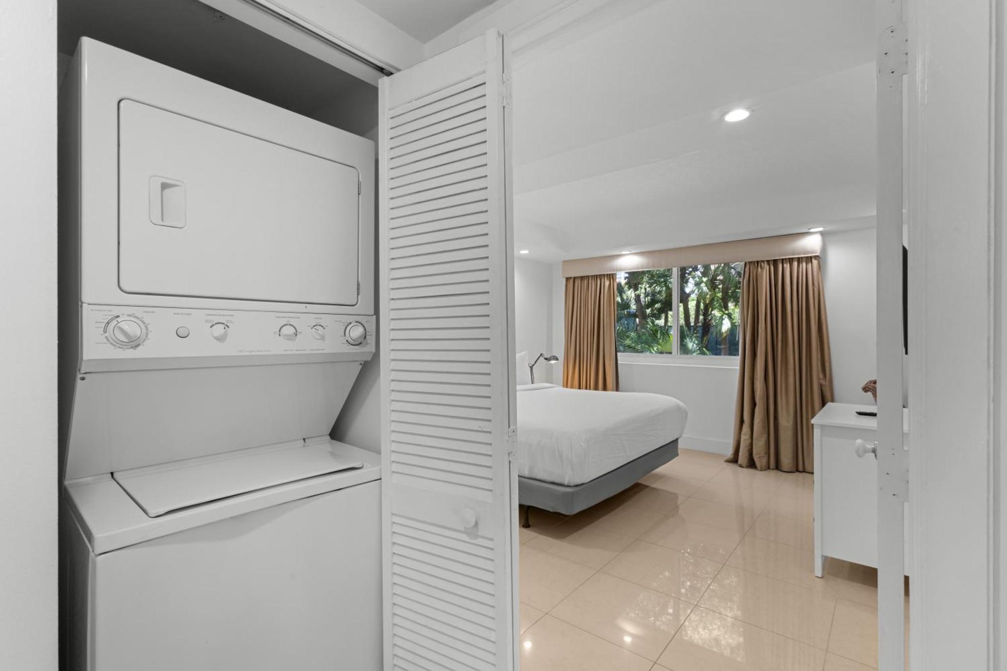 Superior One-Bedroom Apartment