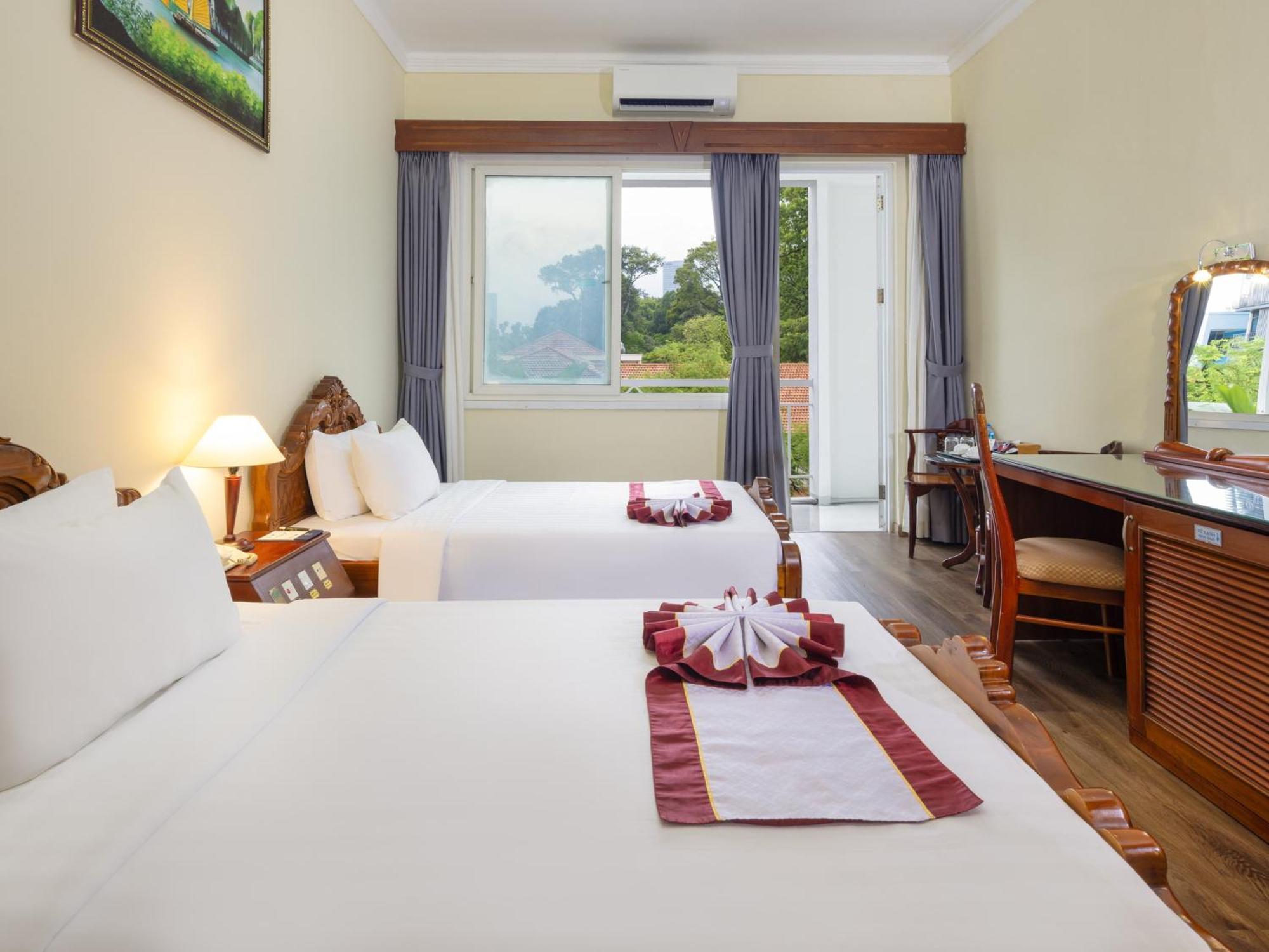 Premium Twin Room With Balcony