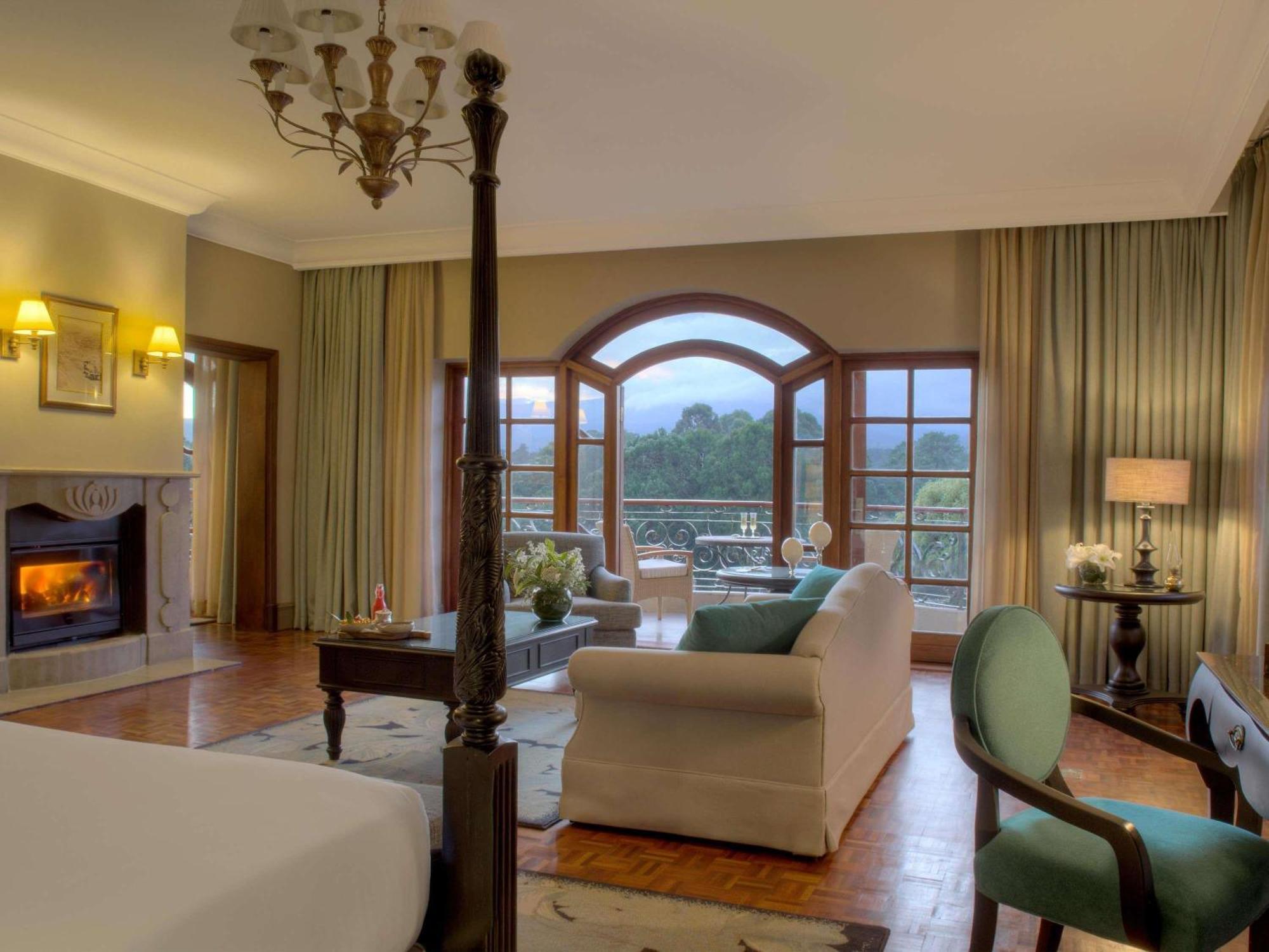 Junior King Suite