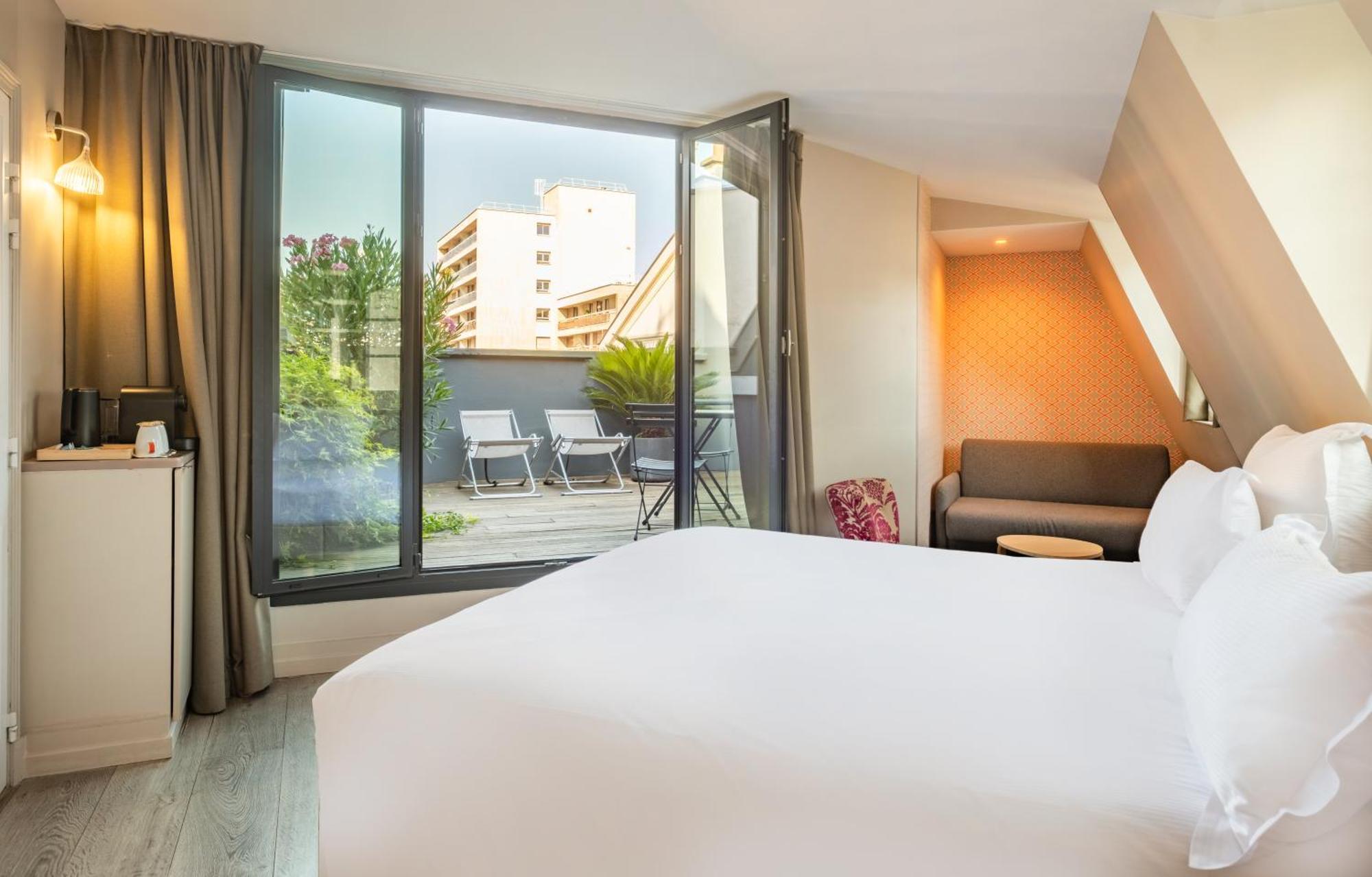 Junior Suite with Terrace