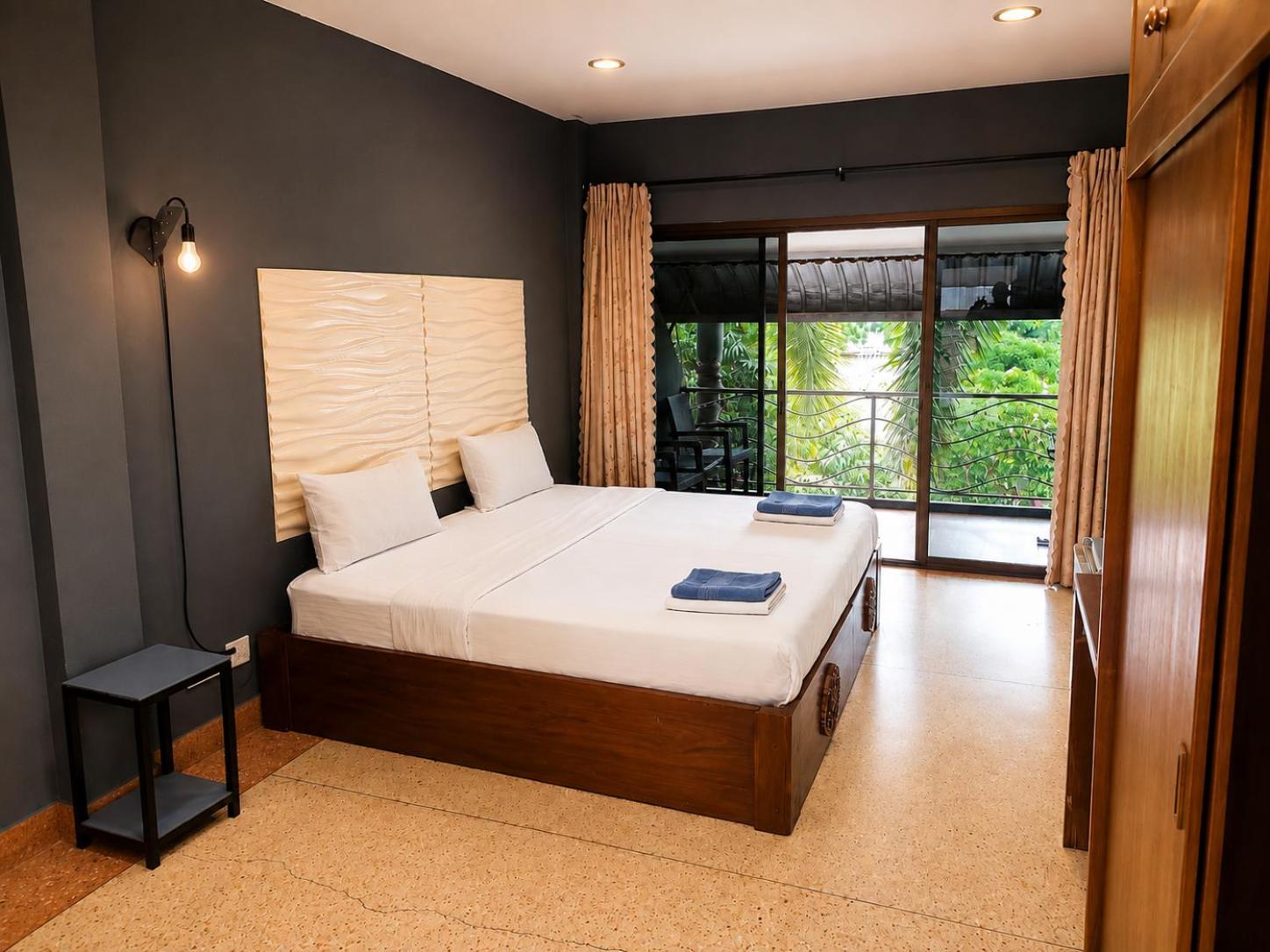 Double Room with Pool View