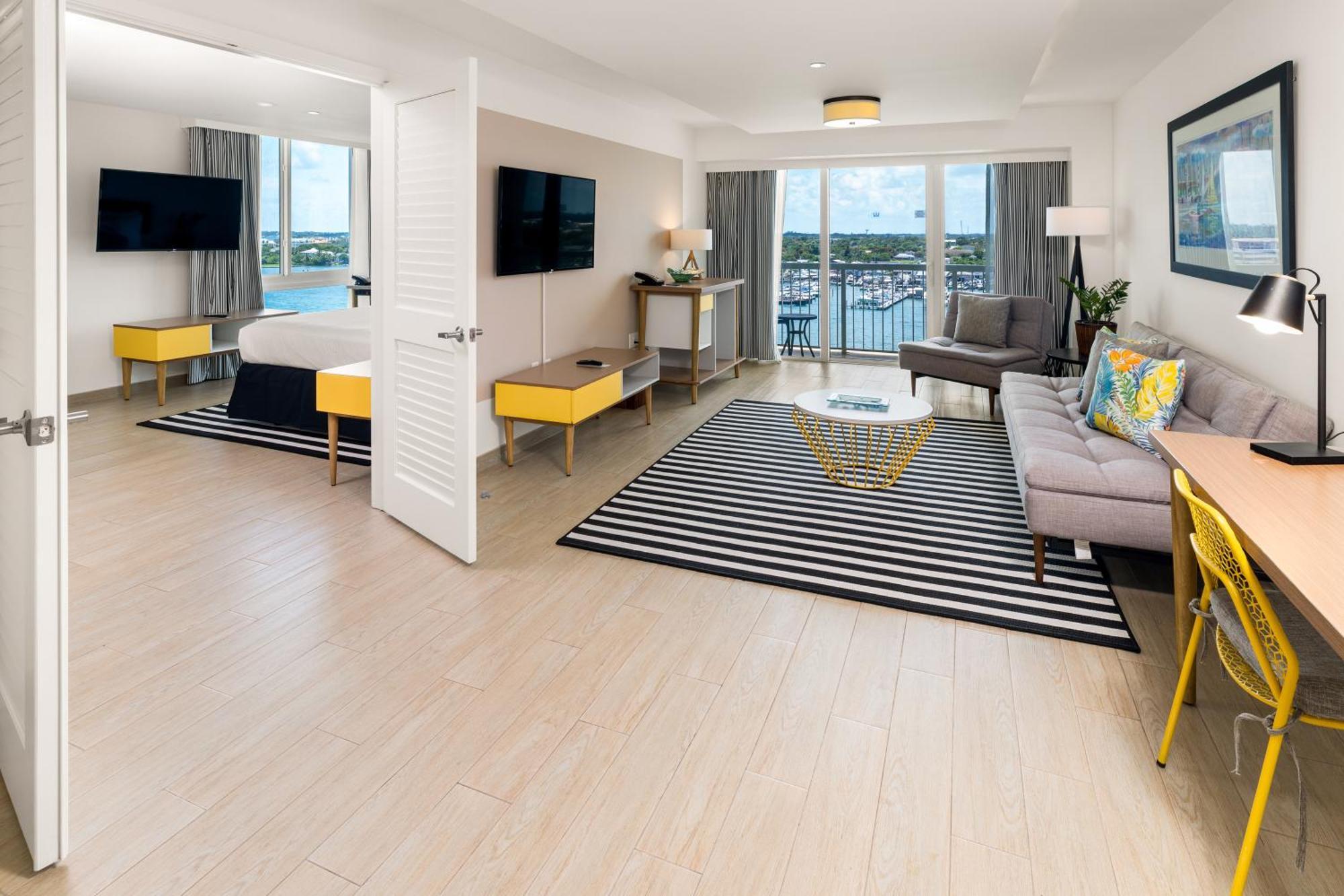 One Bedroom Harbor Front Suite King