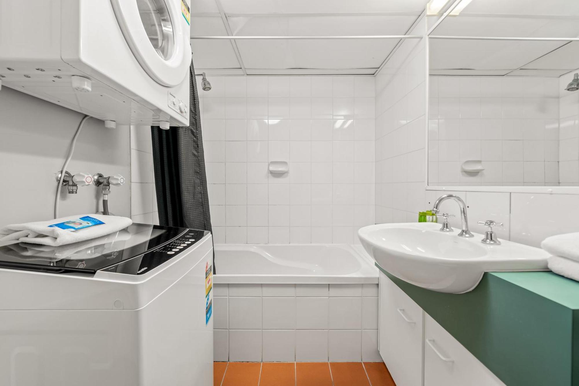 One-Bedroom Deluxe Apartment