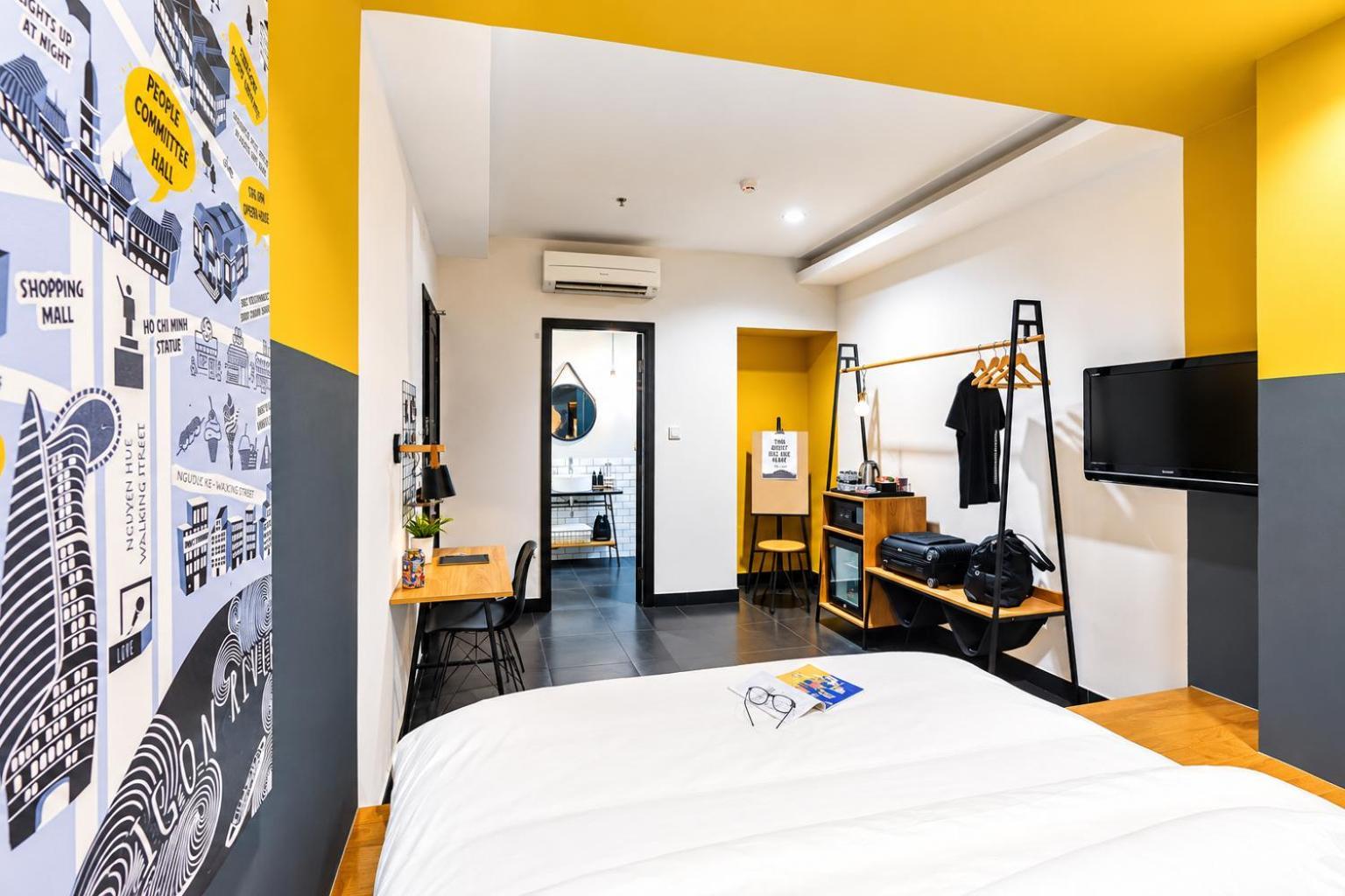 DELUXE DOUBLE NEST- FREE LAUNDRY, MINIBAR