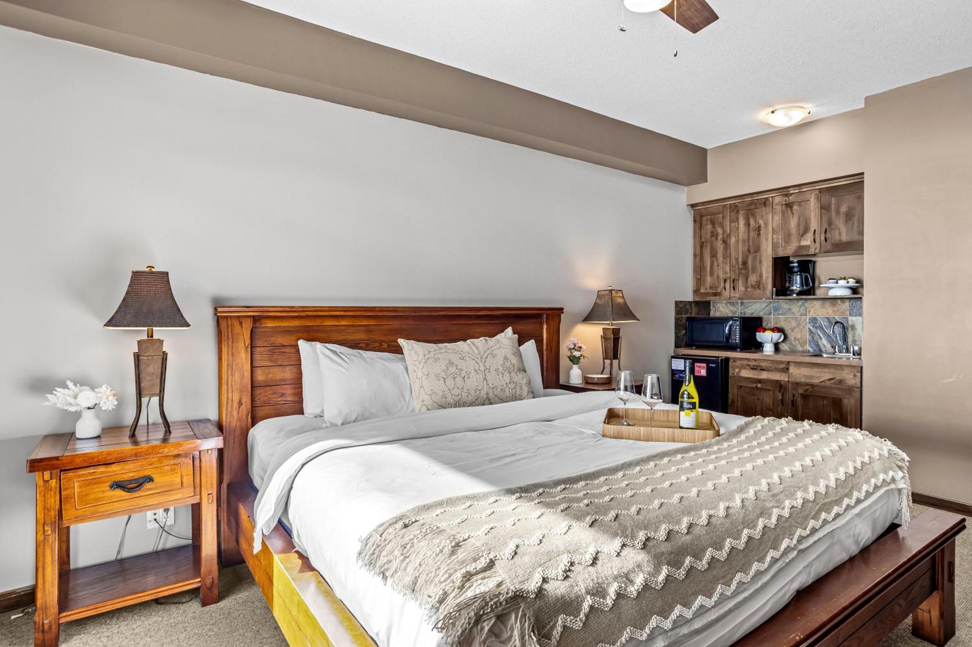 King Room