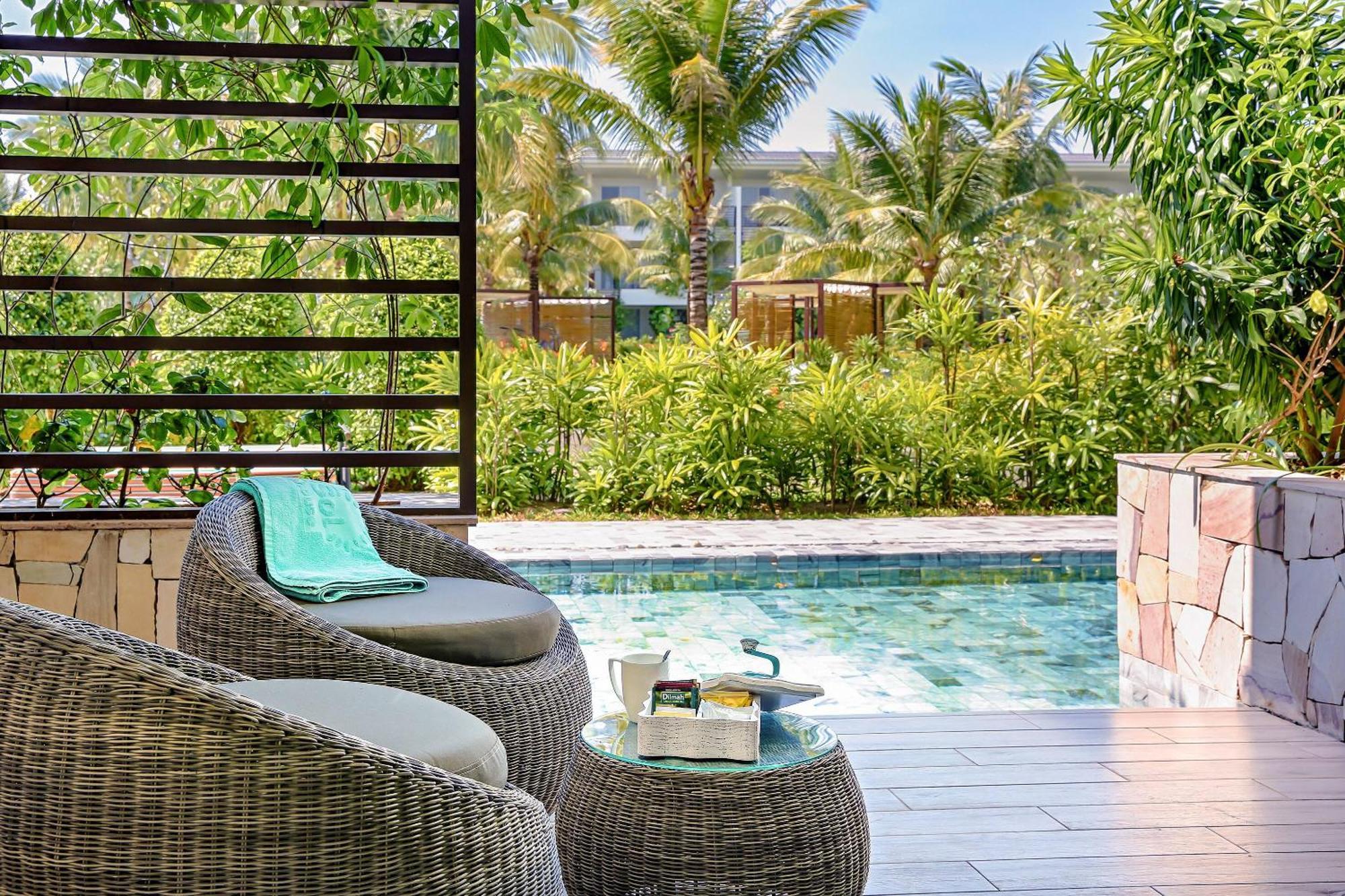 Superior Room with Pool Access
