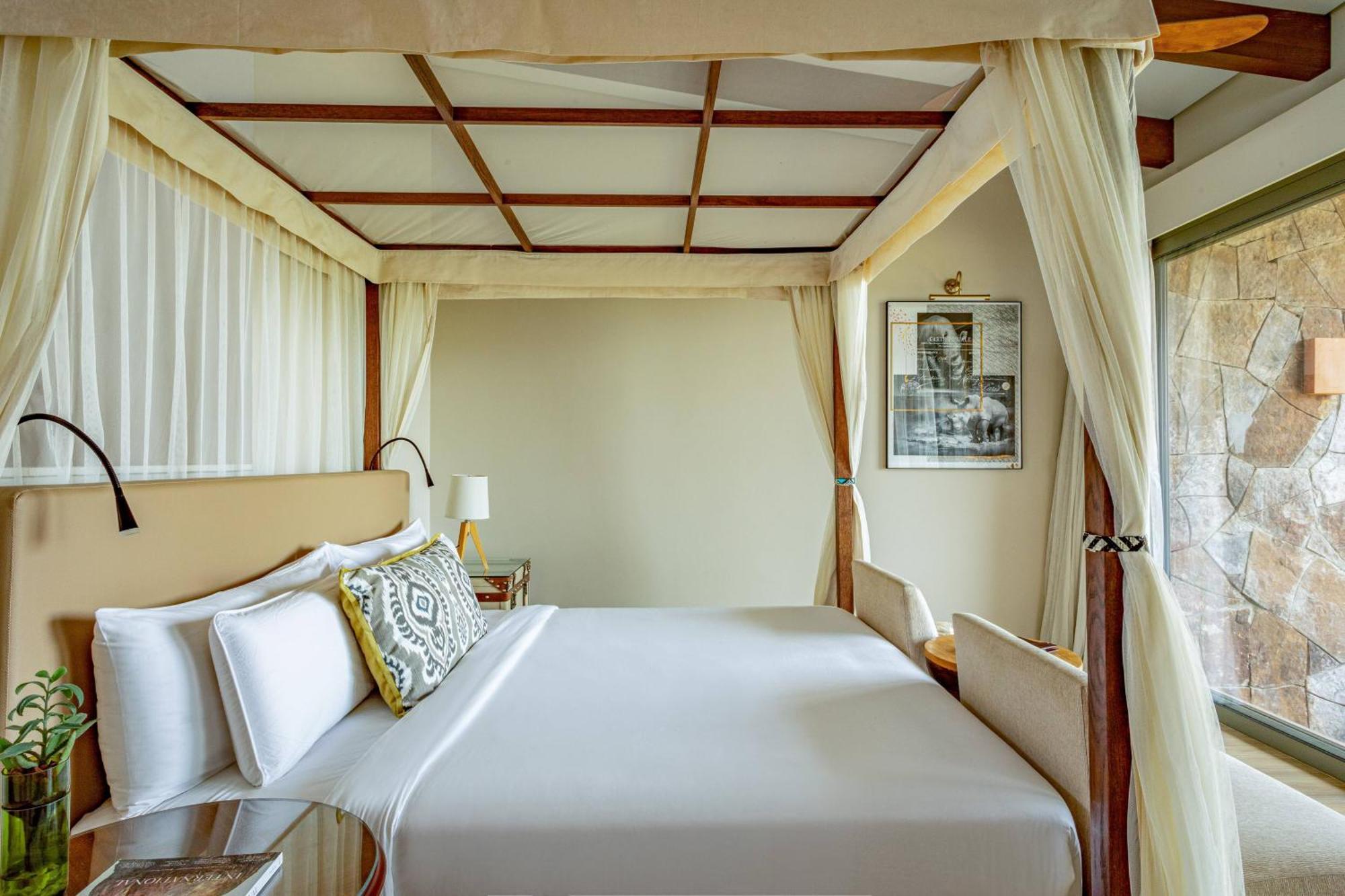 Melia Lagoon View Safari Experience