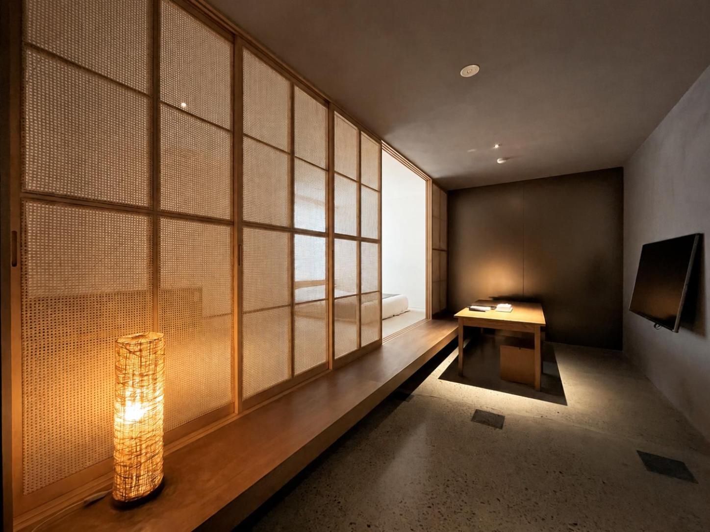 Deluxe Suite with Spa Bath