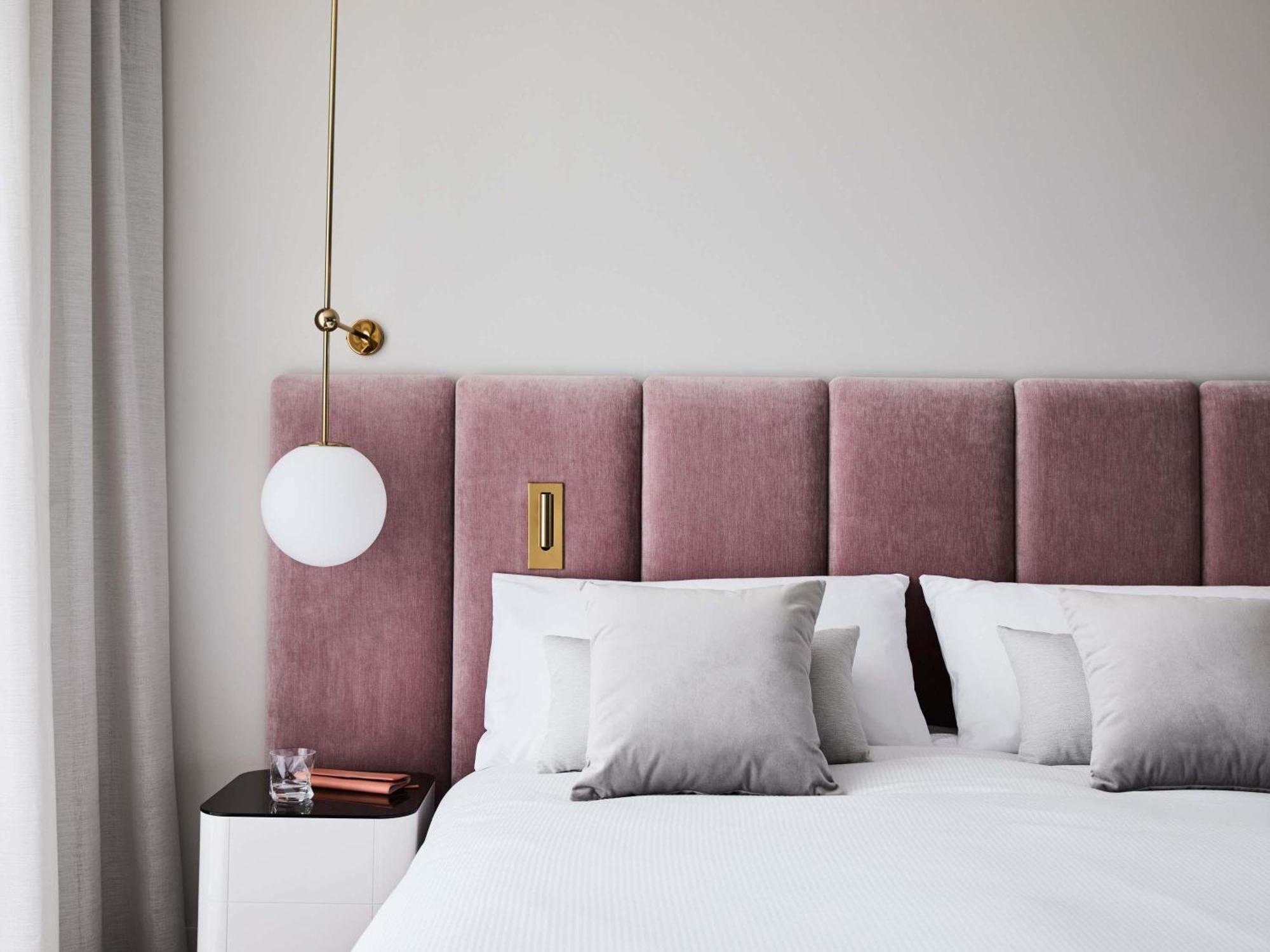 One-Bedroom Deluxe King Suite