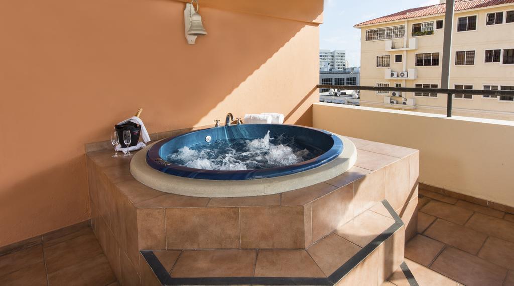 Suite with Jacuzzi